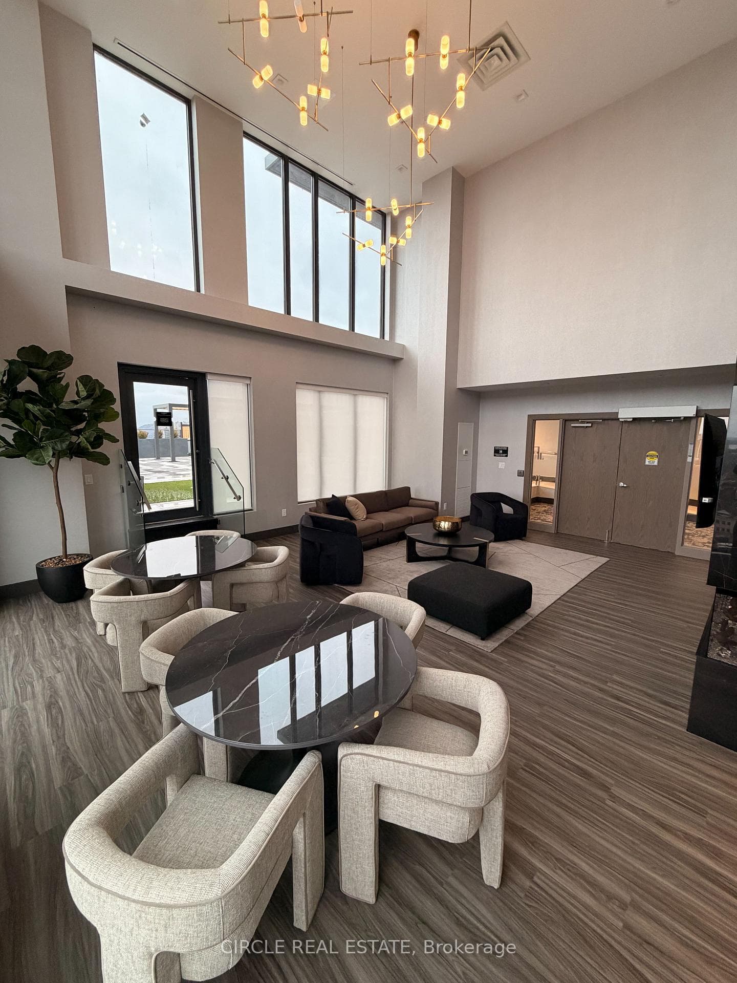 75 James Street Unit #718 - Condo photo 31 of 33 in Hamilton, Ontario