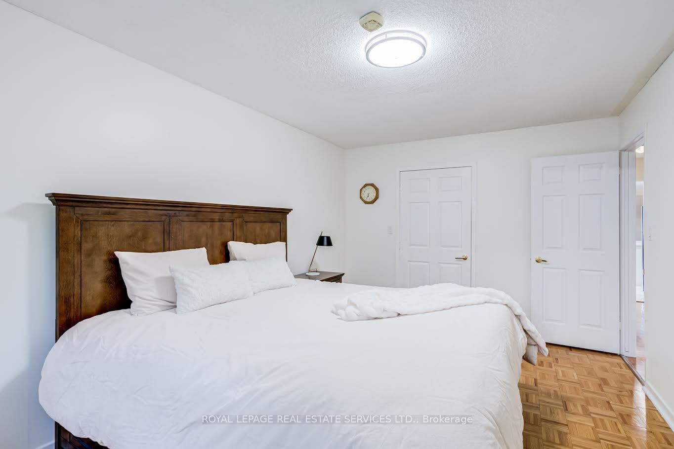 195 Cullum Court - Semi-Detached photo 19 of 43 in Burlington, Ontario