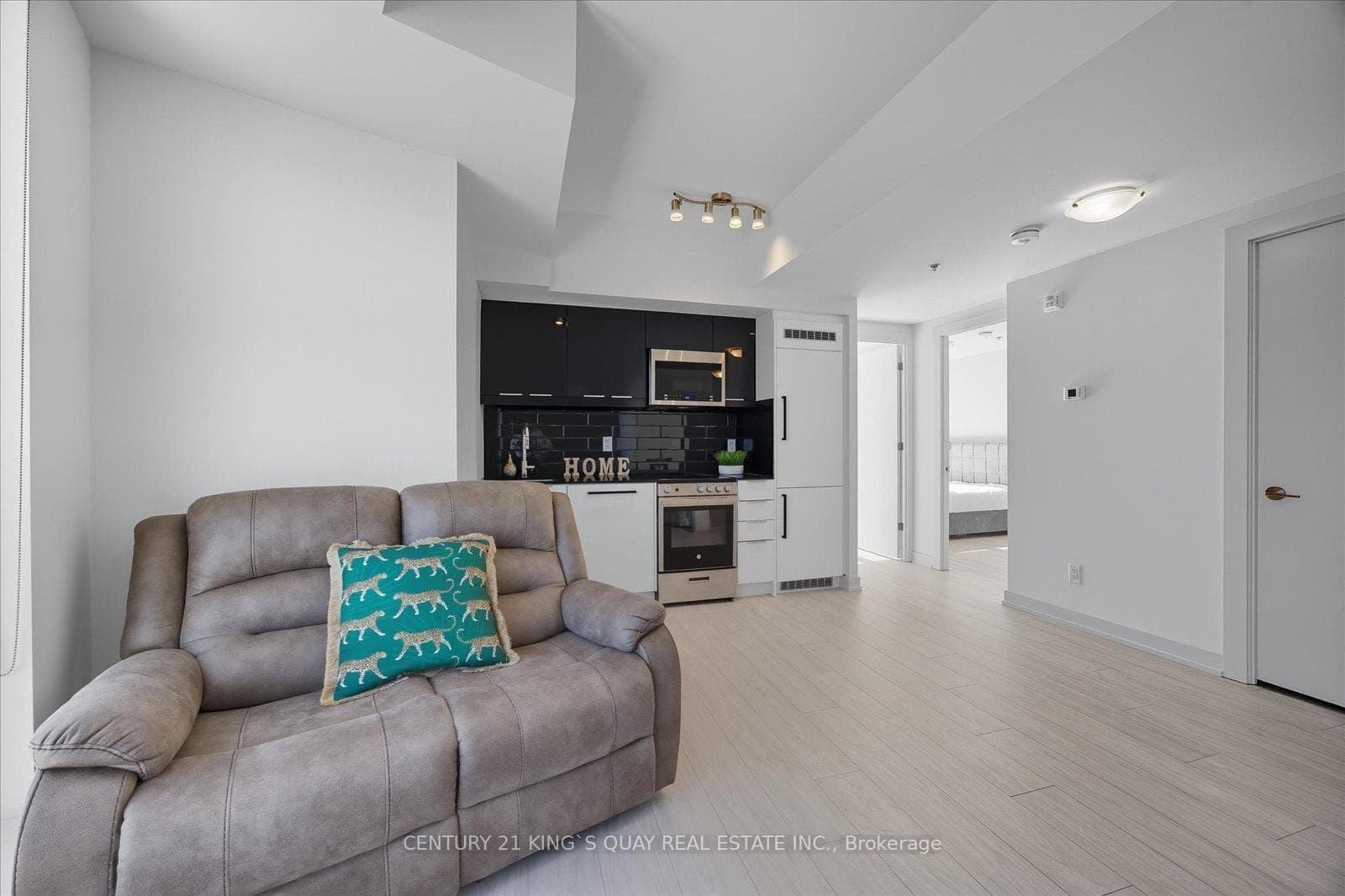 90 Glen Everest Road Unit 1008 - Condo photo 13 of 50 in Birch Cliff / Cliffside, Ontario