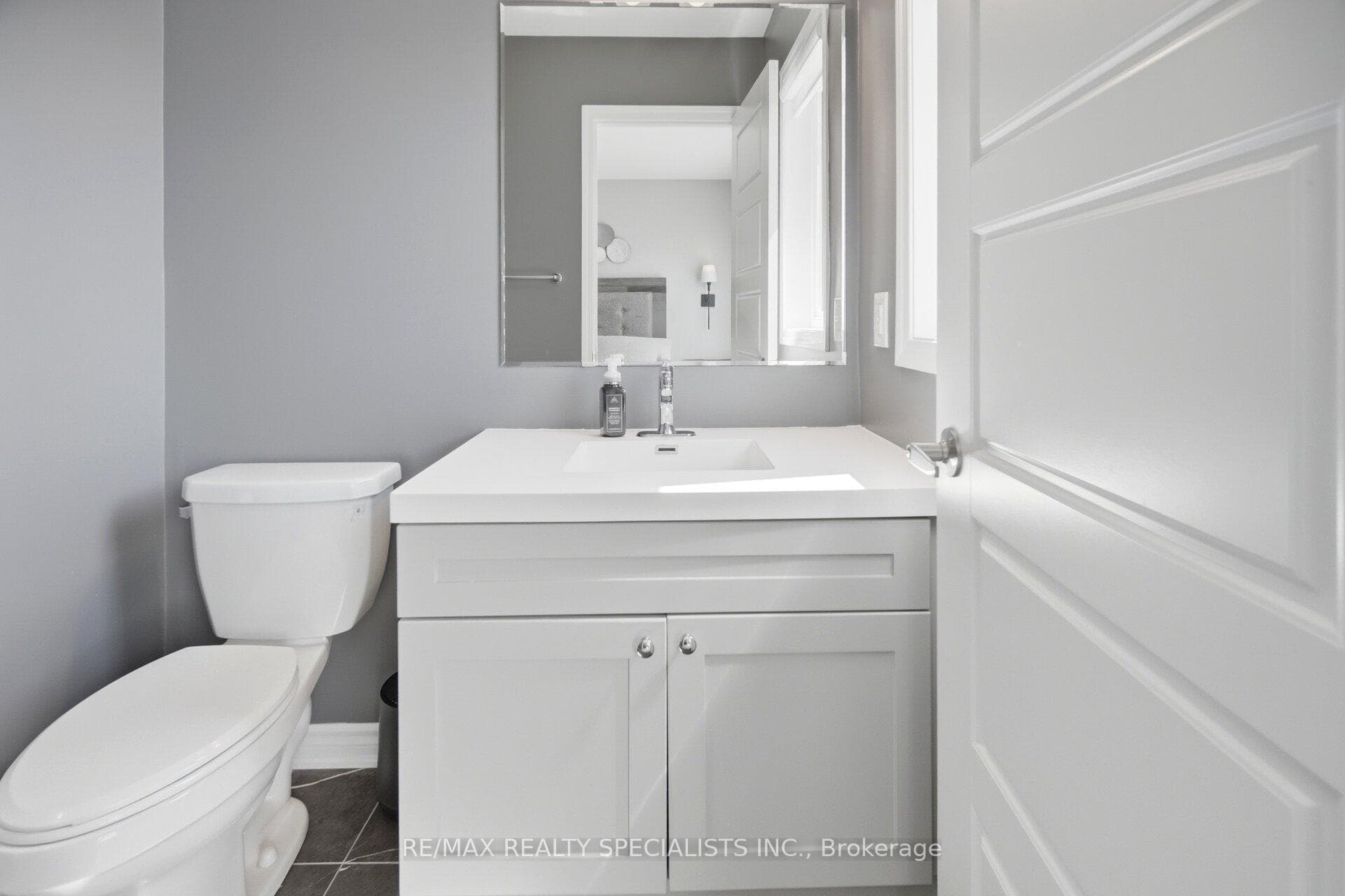 510 Bellflower Court - Townhouse photo 24 of 41 in Milton, Ontario