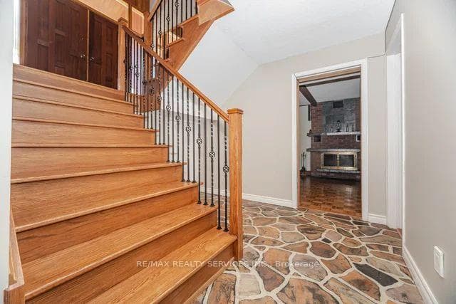24 Cedar Drive - Detached photo 27 of 50 in Caledon, Ontario
