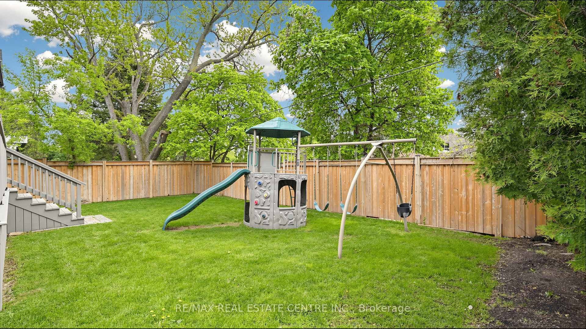 1496 Mansfield Drive - Detached photo 50 of 50 in Oakville, Ontario