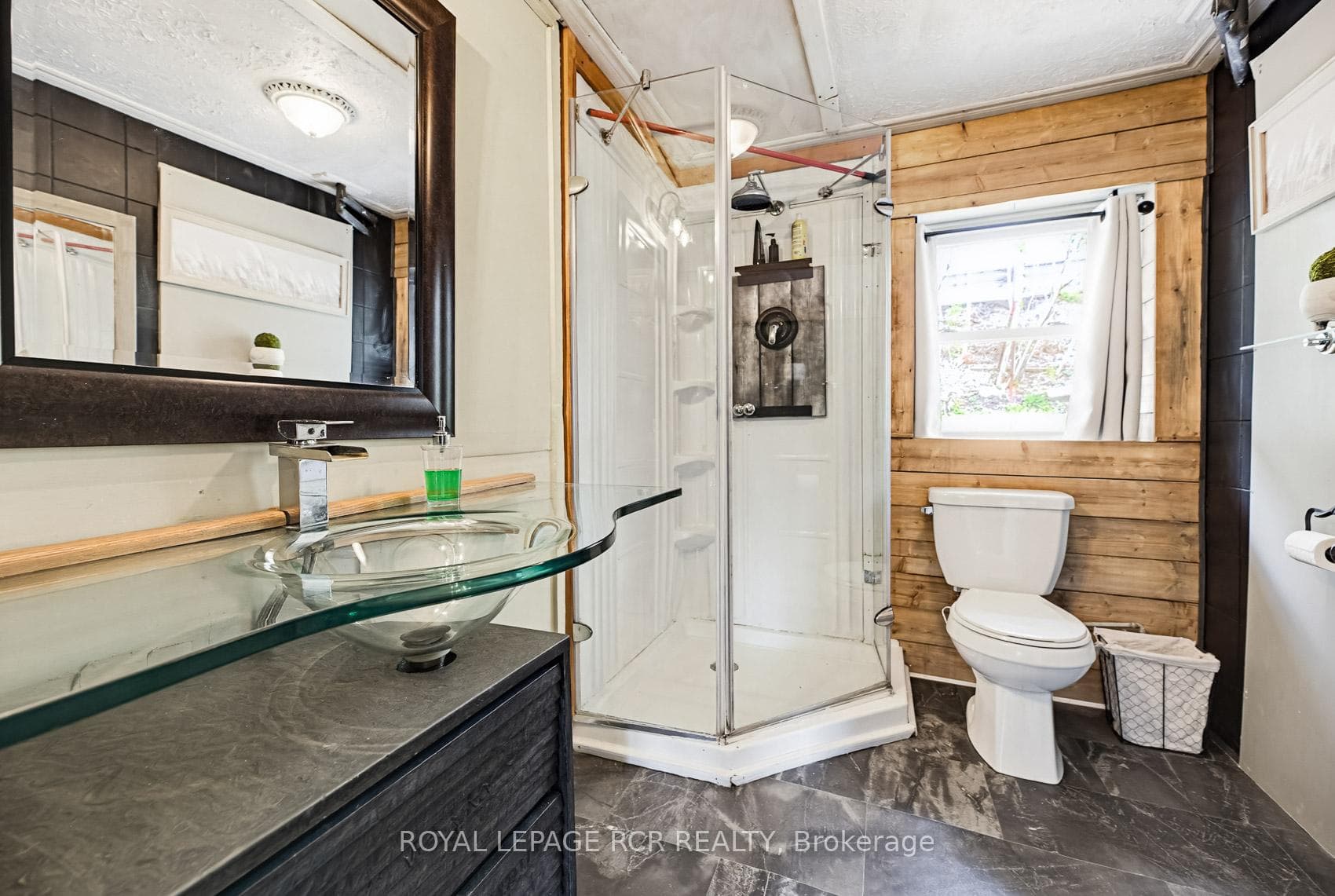 13 Old Pavilion Road - Detached photo 17 of 31 in Caledon, Ontario