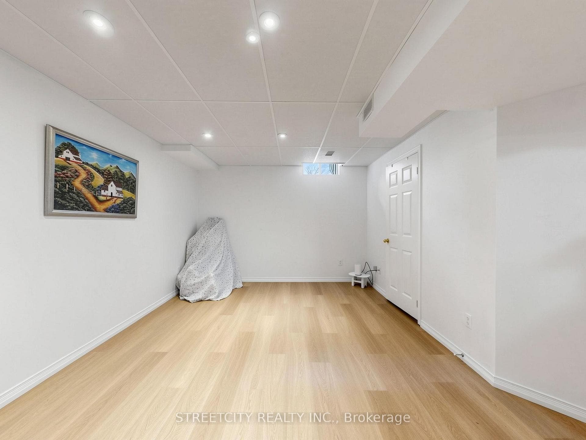 78 Waterbury Street - Townhouse photo 35 of 50 in Caledon, Ontario