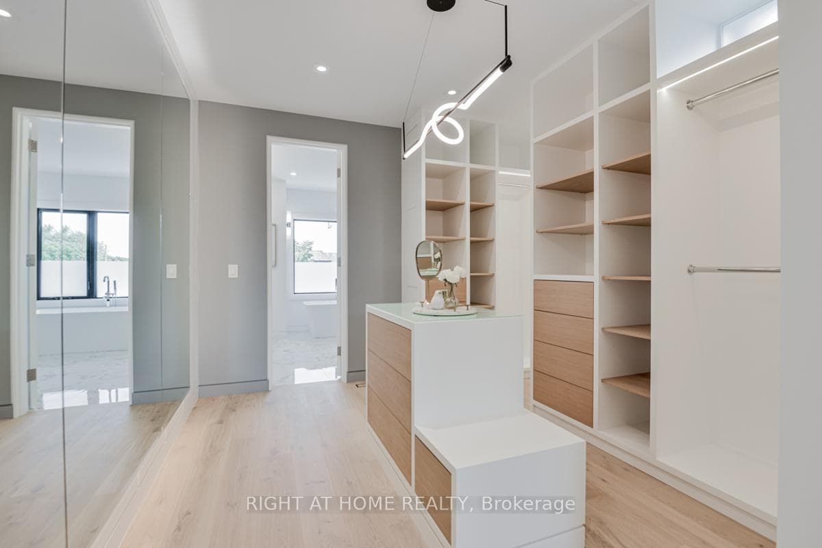675 Huron Street - Semi-Detached photo 31 of 39 in Annex / Yorkville / Summerhill, Ontario