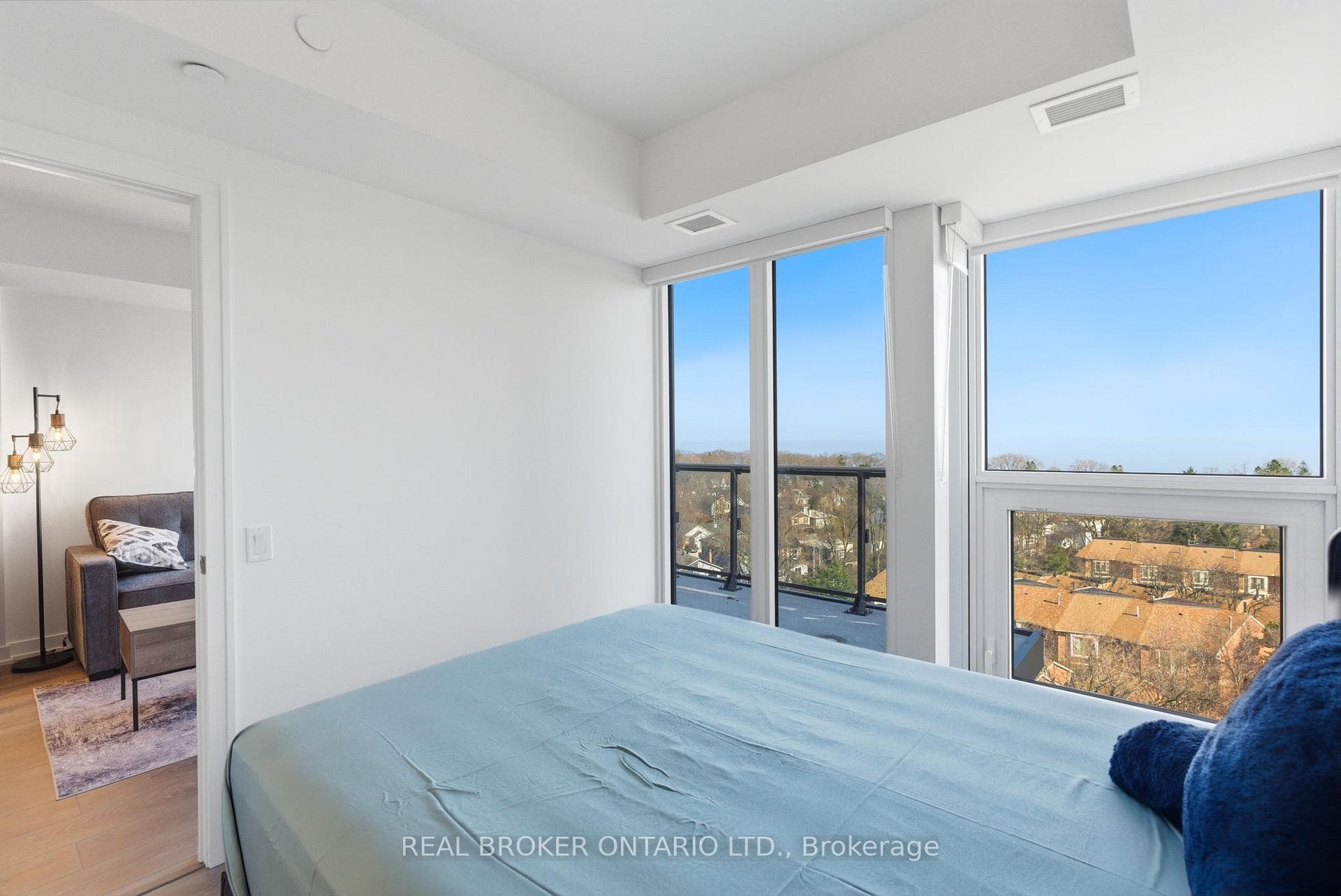2 Manderley Drive Unit 912 - Condo photo 37 of 47 in Birch Cliff / Cliffside, Ontario