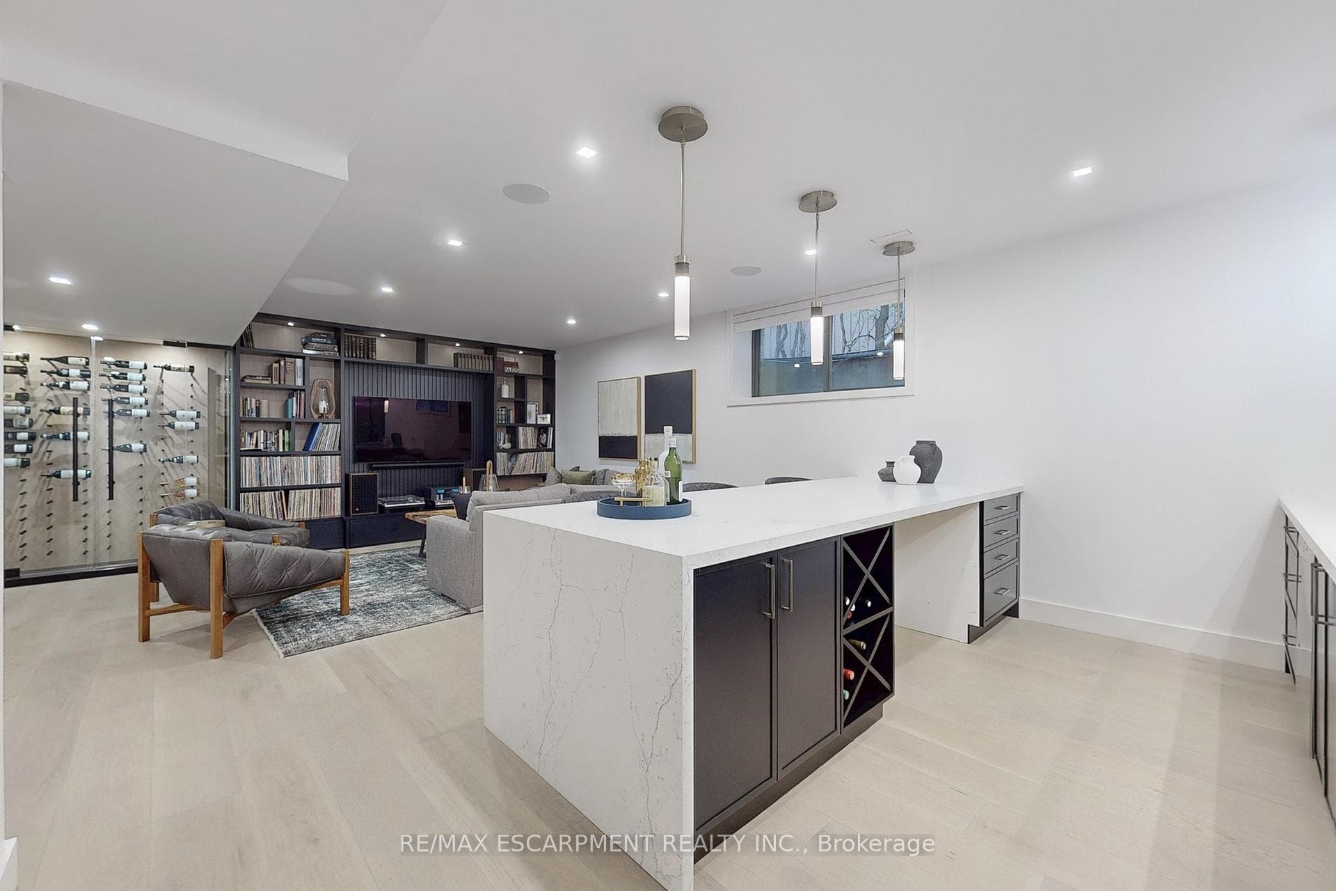 977 Gorton Avenue - Detached photo 35 of 50 in Burlington, Ontario