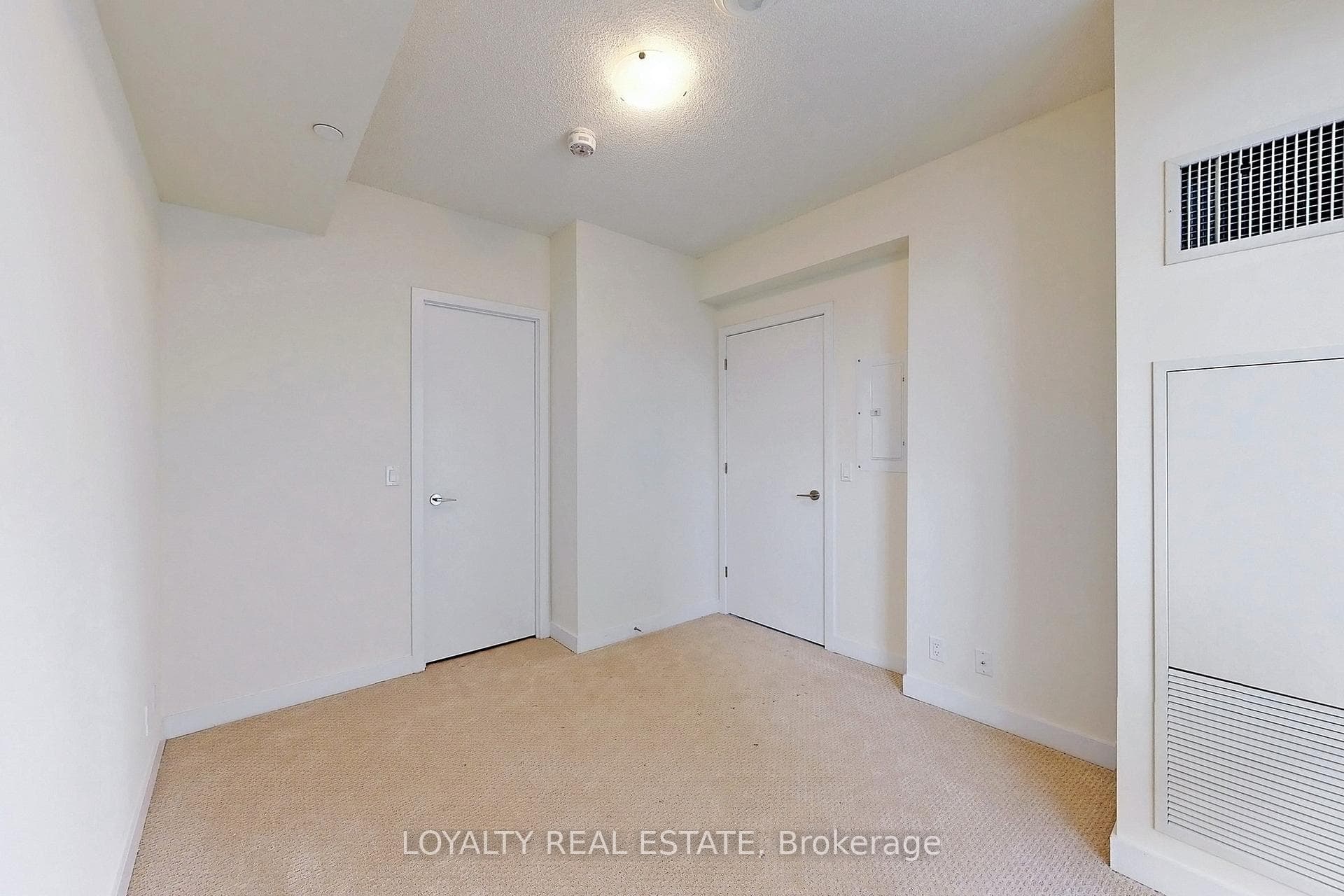 2221 Yonge Street Unit 1705 - Condo photo 23 of 46 in Leaside / Davisville, Ontario