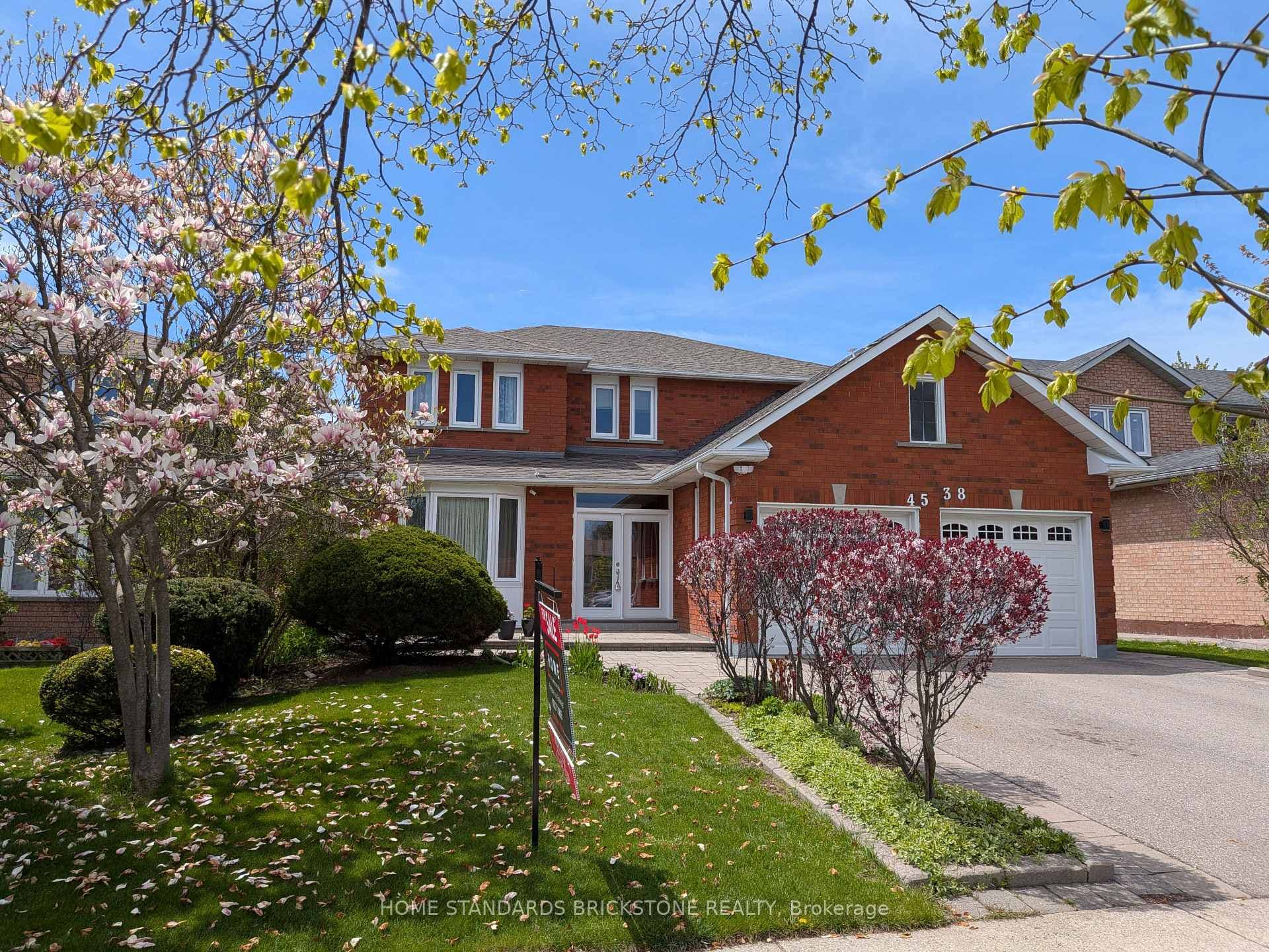 4538 Penhallow Road - Detached photo 3 of 49 in Mississauga, Ontario