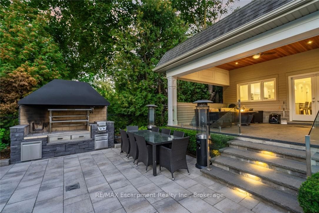 3087 Lakeshore Road - Detached photo 46 of 50 in Burlington, Ontario