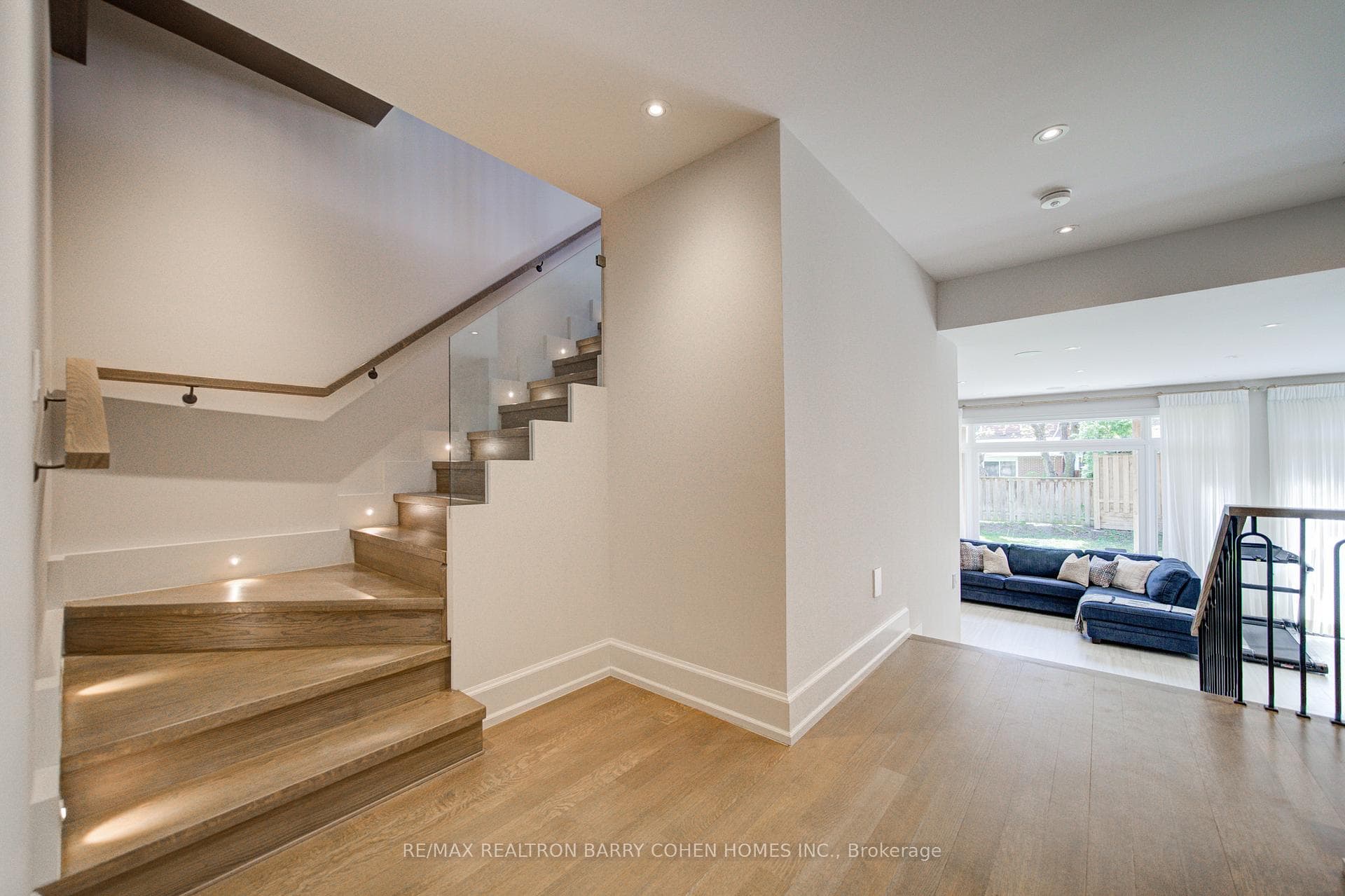 15 Ames Circle - Detached photo 40 of 50 in Don Mills / Parkwoods / Victoria Village, Ontario