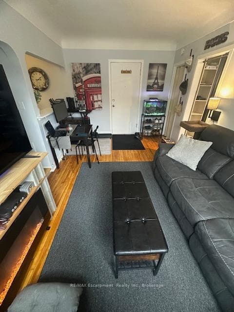 60 Robinson Street Unit 305 - Condo photo 5 of 11 in Hamilton, Ontario