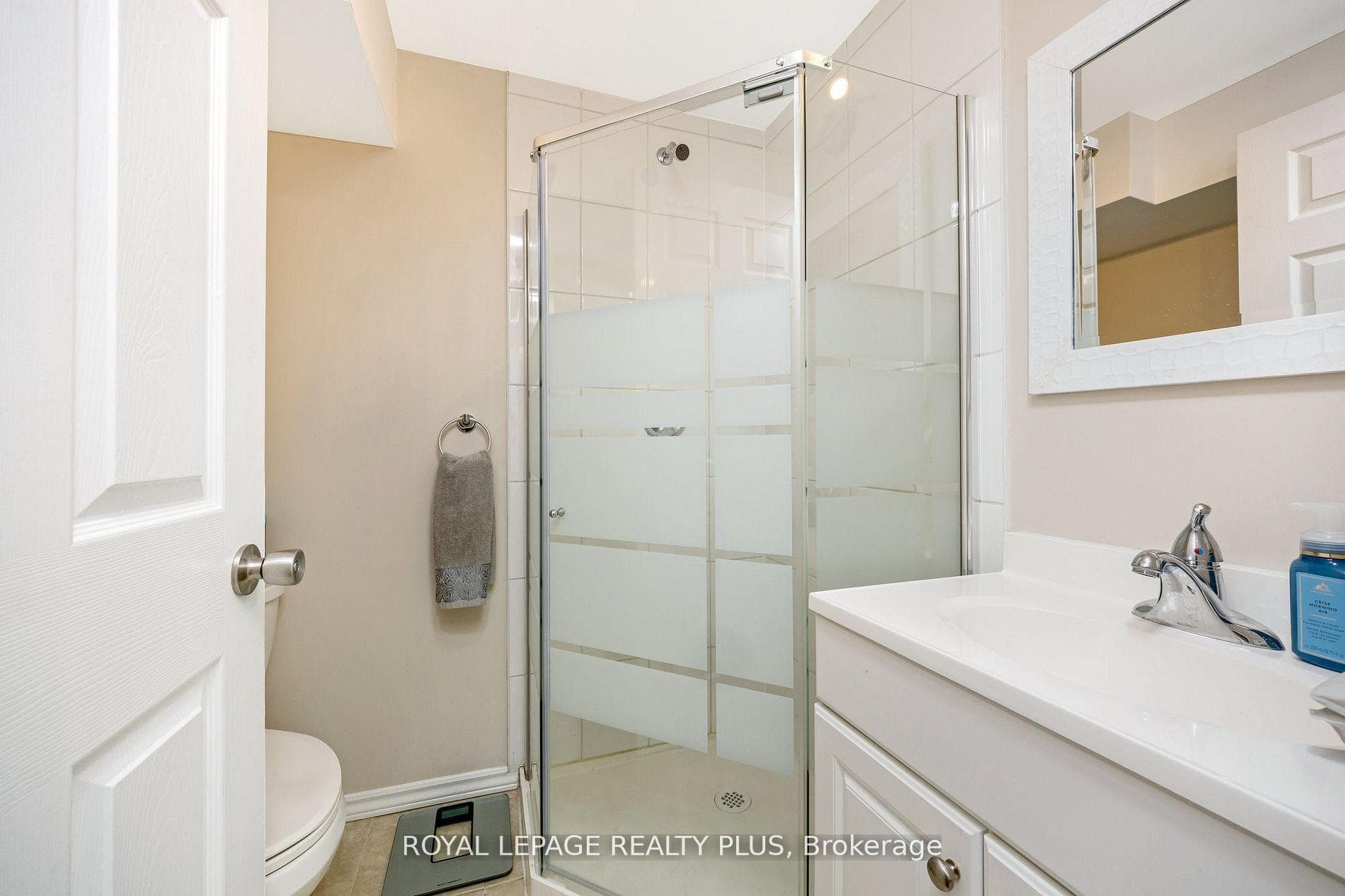 1542 Gainer Crescent - Townhouse photo 36 of 40 in Milton, Ontario