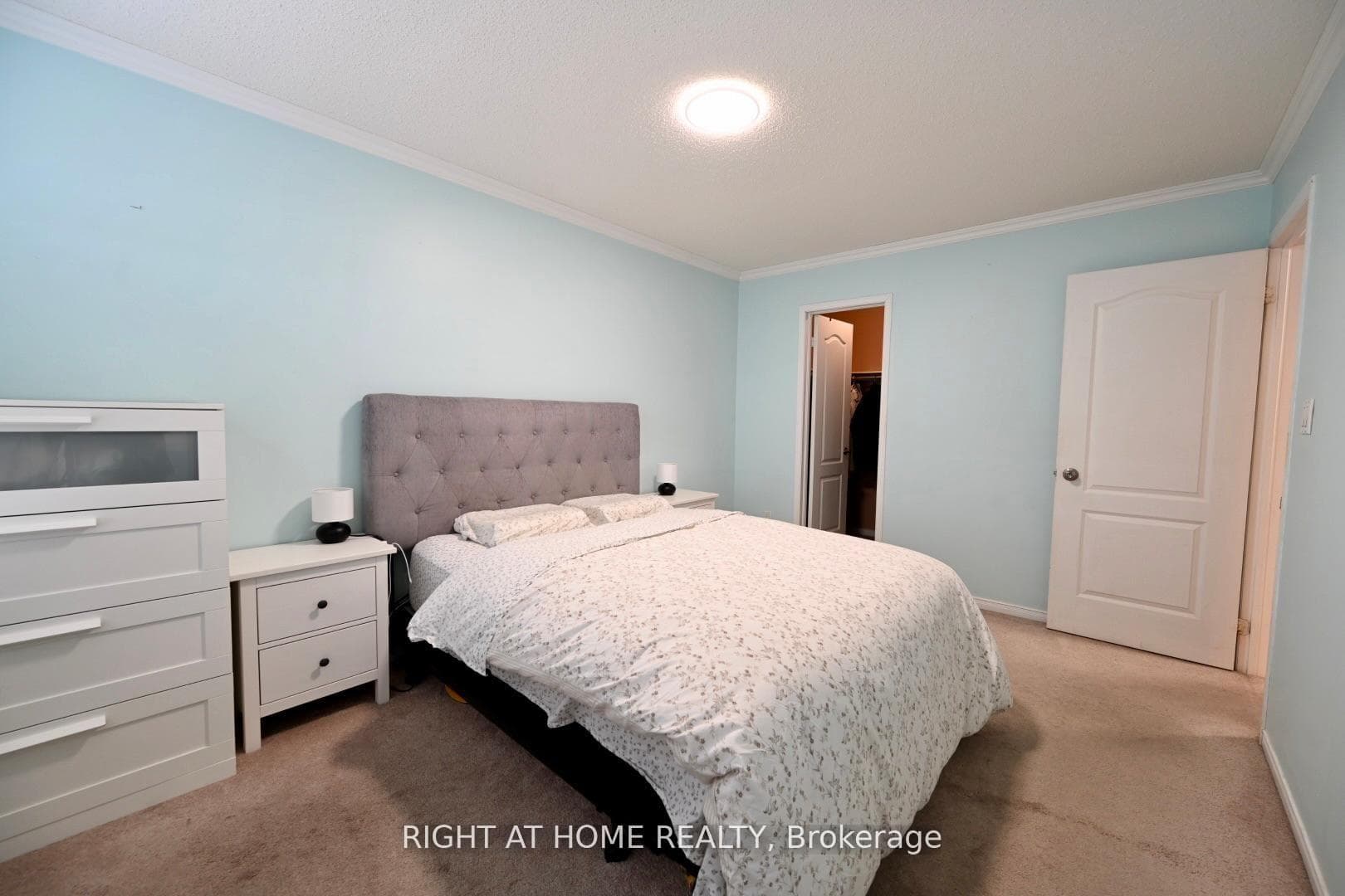 11 West Deane Park Drive Unit 1 - Townhouse photo 14 of 19 in Etobicoke (Islington / Rexdale), Ontario