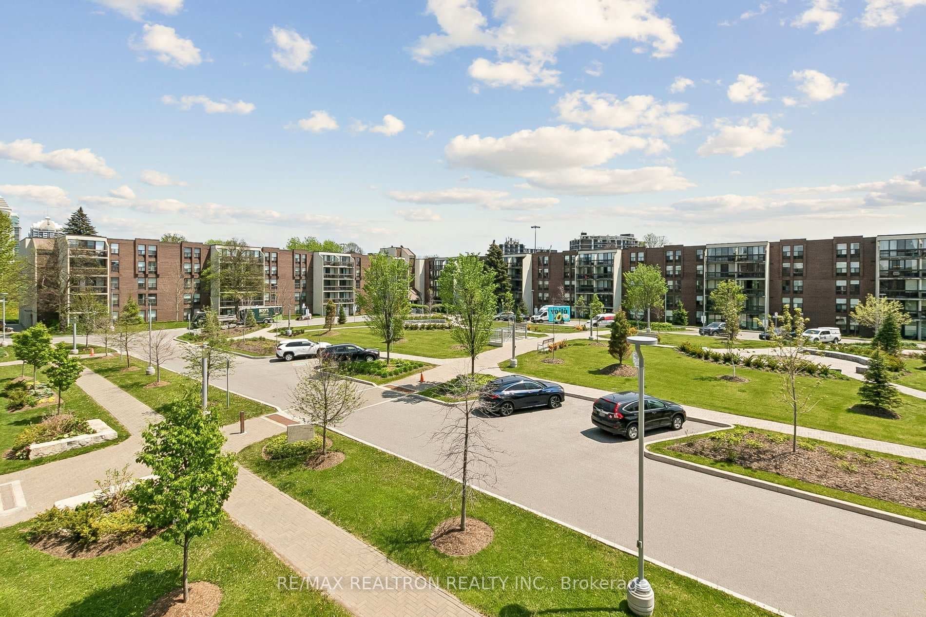 10 Fashion Roseway N/A Unit 306 - Condo photo 30 of 32 in Willowdale / Newtonbrook, Ontario