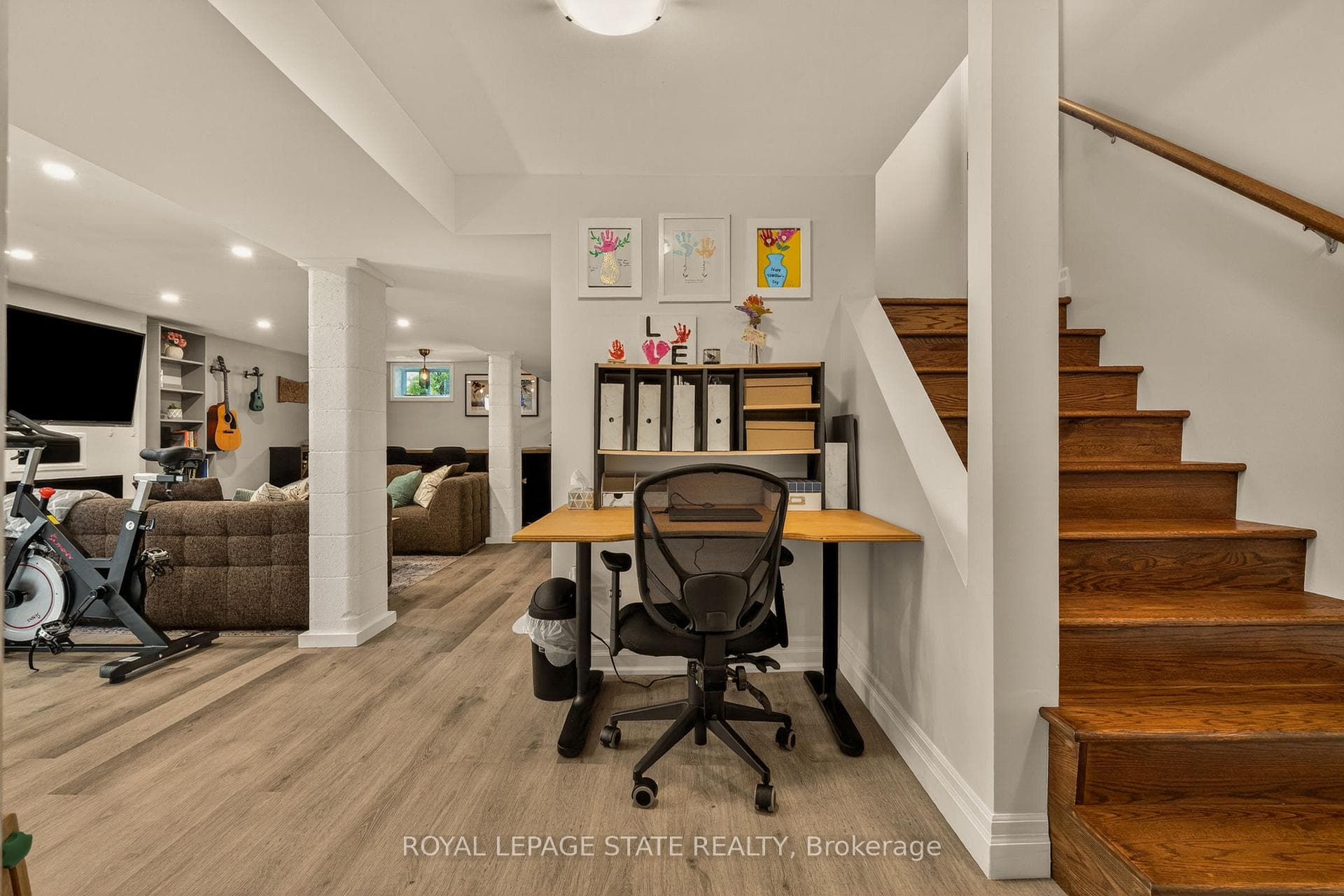 1396 Niels Avenue - Detached photo 27 of 50 in Burlington, Ontario