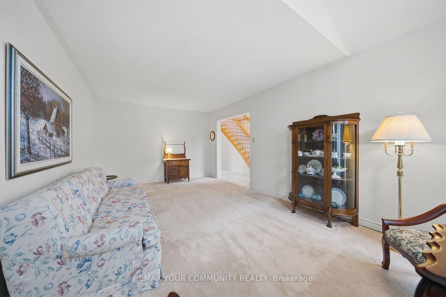 1198 Derrald Drive - Detached photo 13 of 50 in Oakville, Ontario