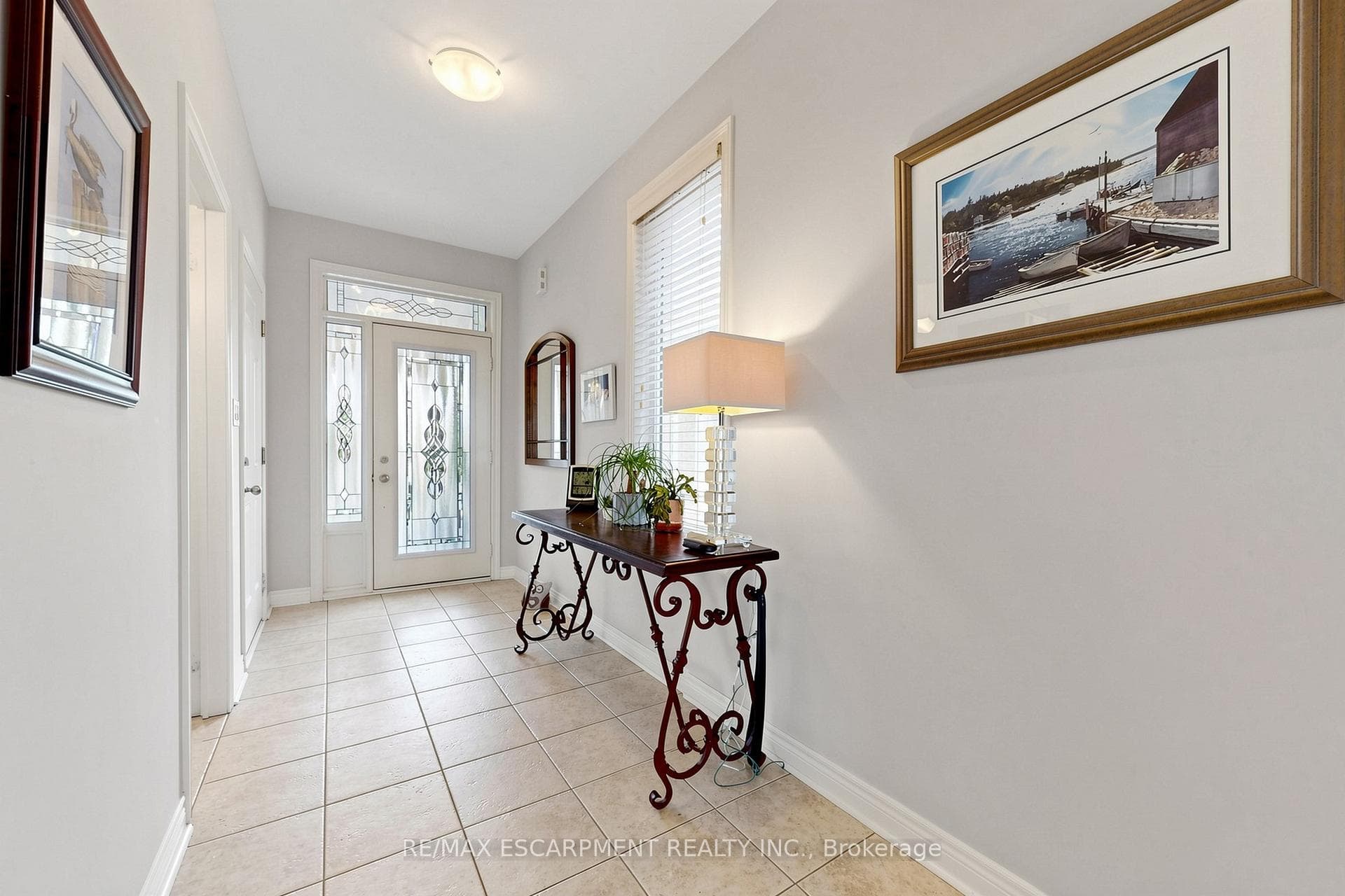 4176 Saunders Crescent - Detached photo 5 of 50 in Burlington, Ontario