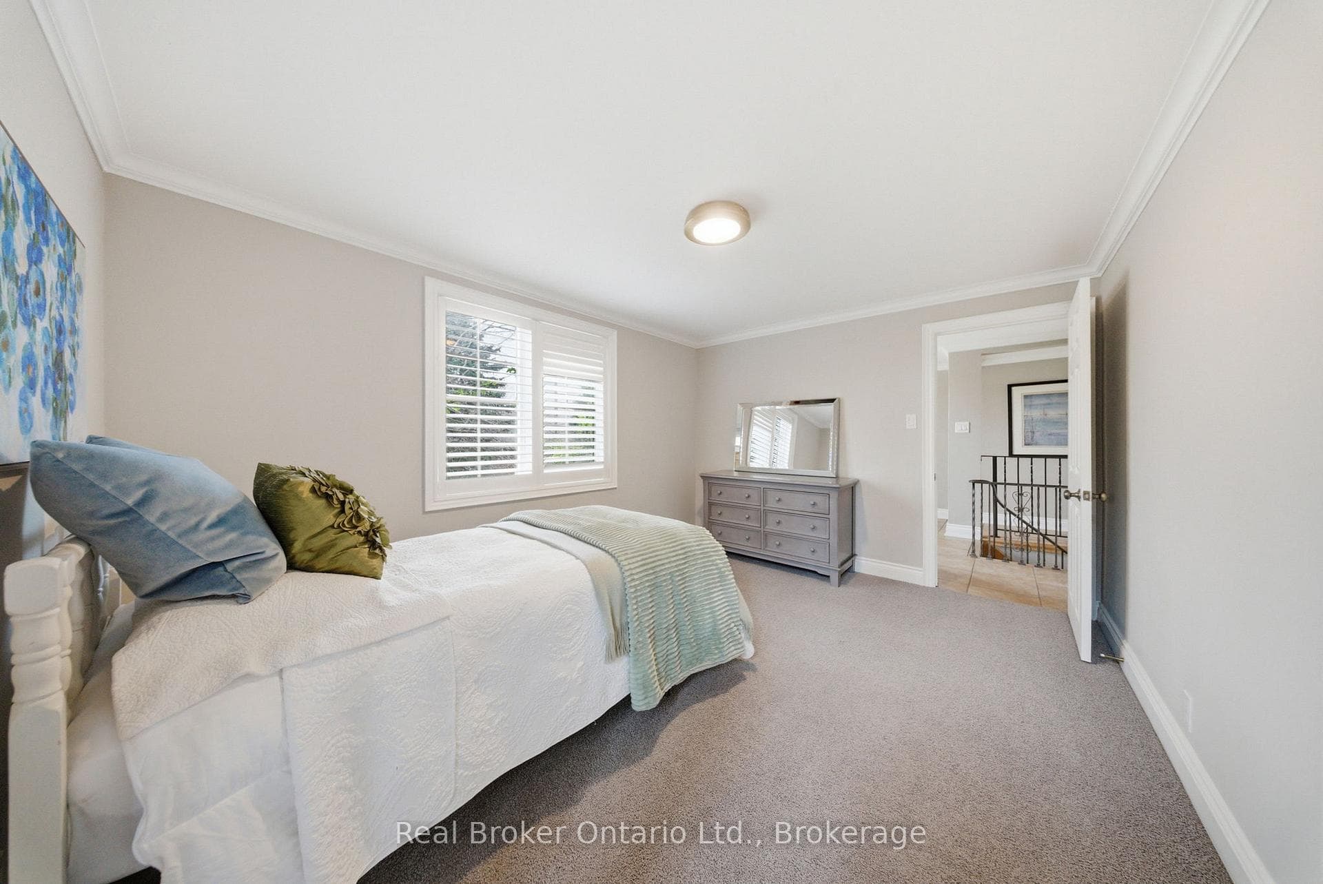 383 North Shore Boulevard - Detached photo 28 of 46 in Burlington, Ontario