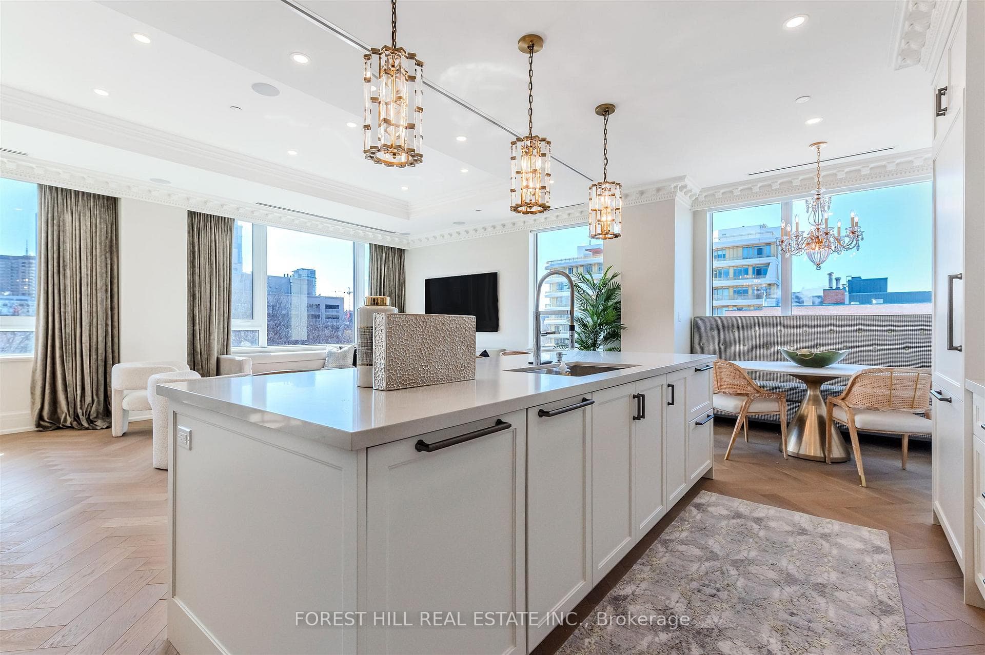 128 Hazelton Avenue Unit 602 - Condo photo 11 of 43 in Annex / Yorkville / Summerhill, Ontario