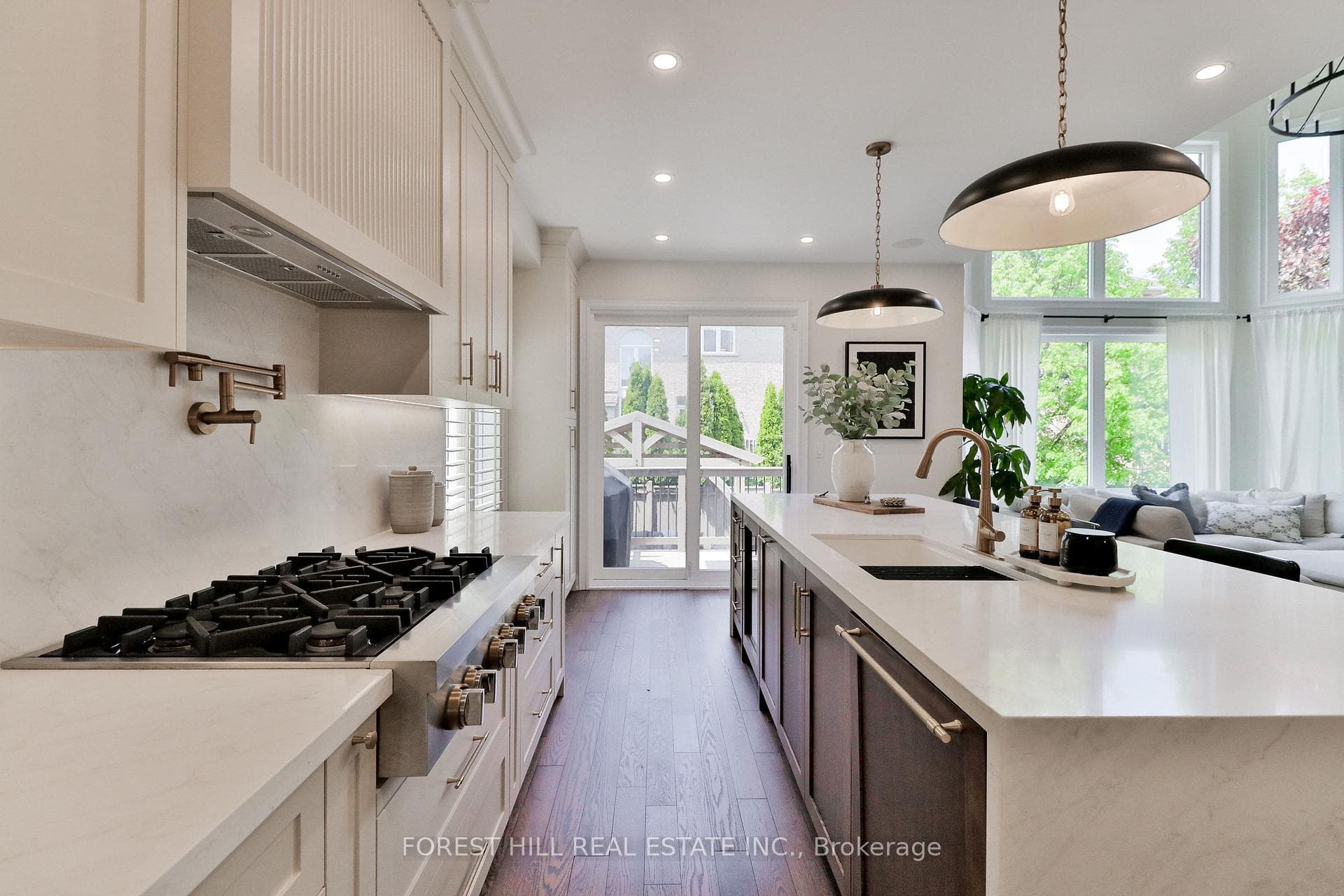 327 Turning Leaf Road - Detached photo 16 of 43 in Oakville, Ontario