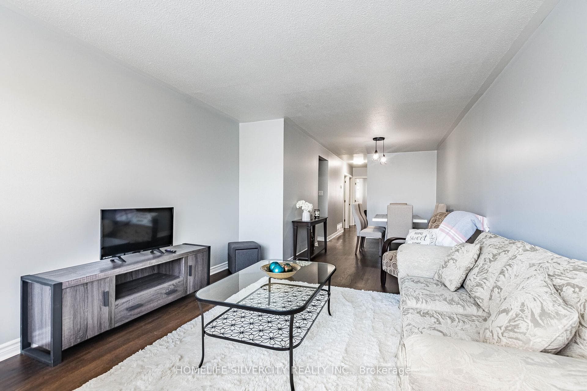 19 Garfield Crescent - Semi-Detached photo 6 of 50 in Brampton, Ontario