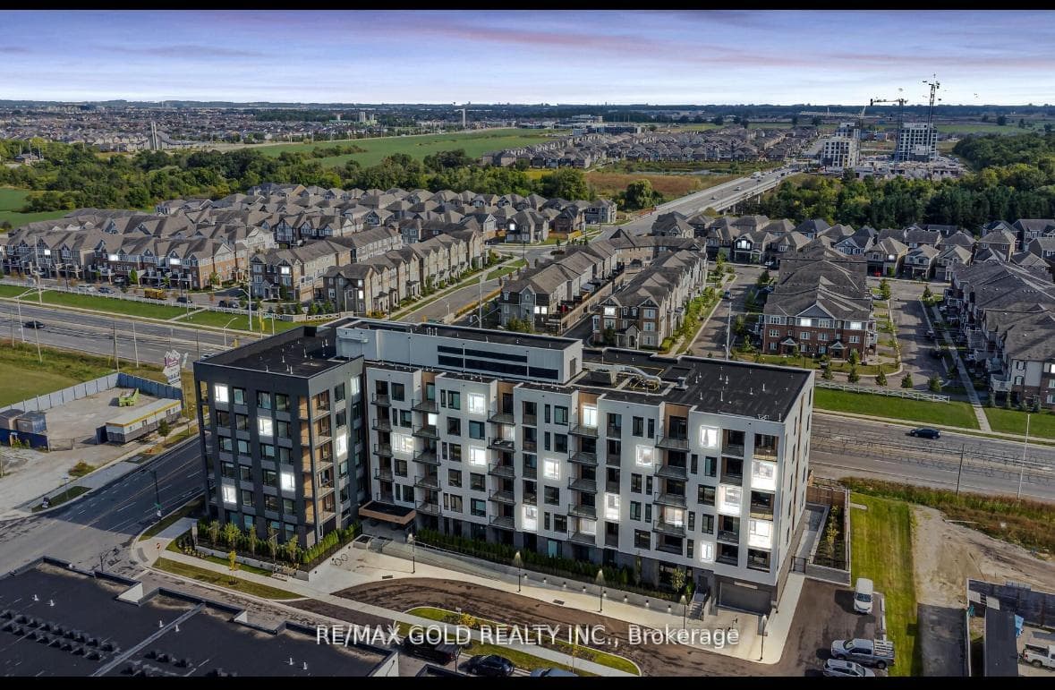 1440 Clarriage Court Unit 211 - home for sale in Milton, Ontario