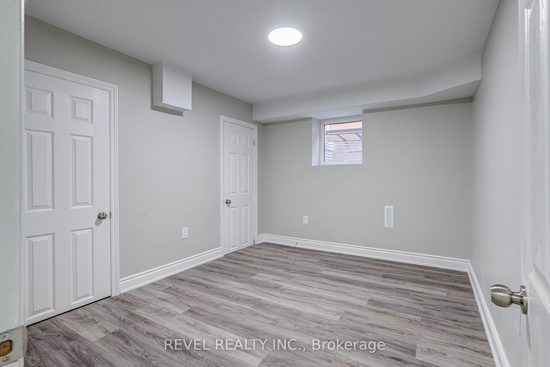 1238 Playter Place Unit Basement - Detached photo 10 of 17 in Oakville, Ontario