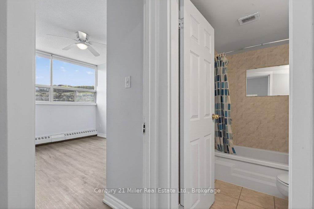 1950 Main Street Unit 1108 - Condo photo 27 of 38 in Hamilton, Ontario
