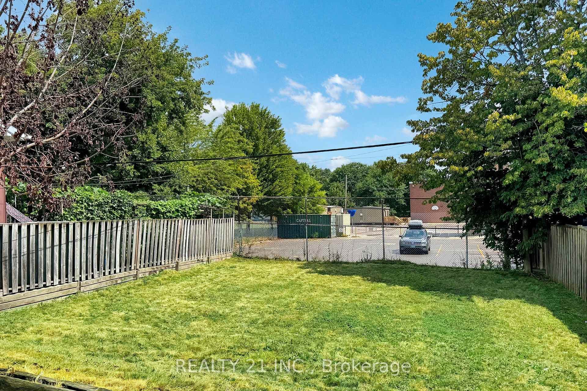 125 S Woodrow Boulevard - Detached photo 35 of 35 in Birch Cliff / Cliffside, Ontario