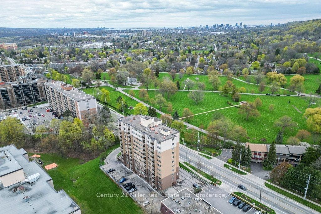 1950 Main Street Unit 1108 - Condo photo 7 of 38 in Hamilton, Ontario