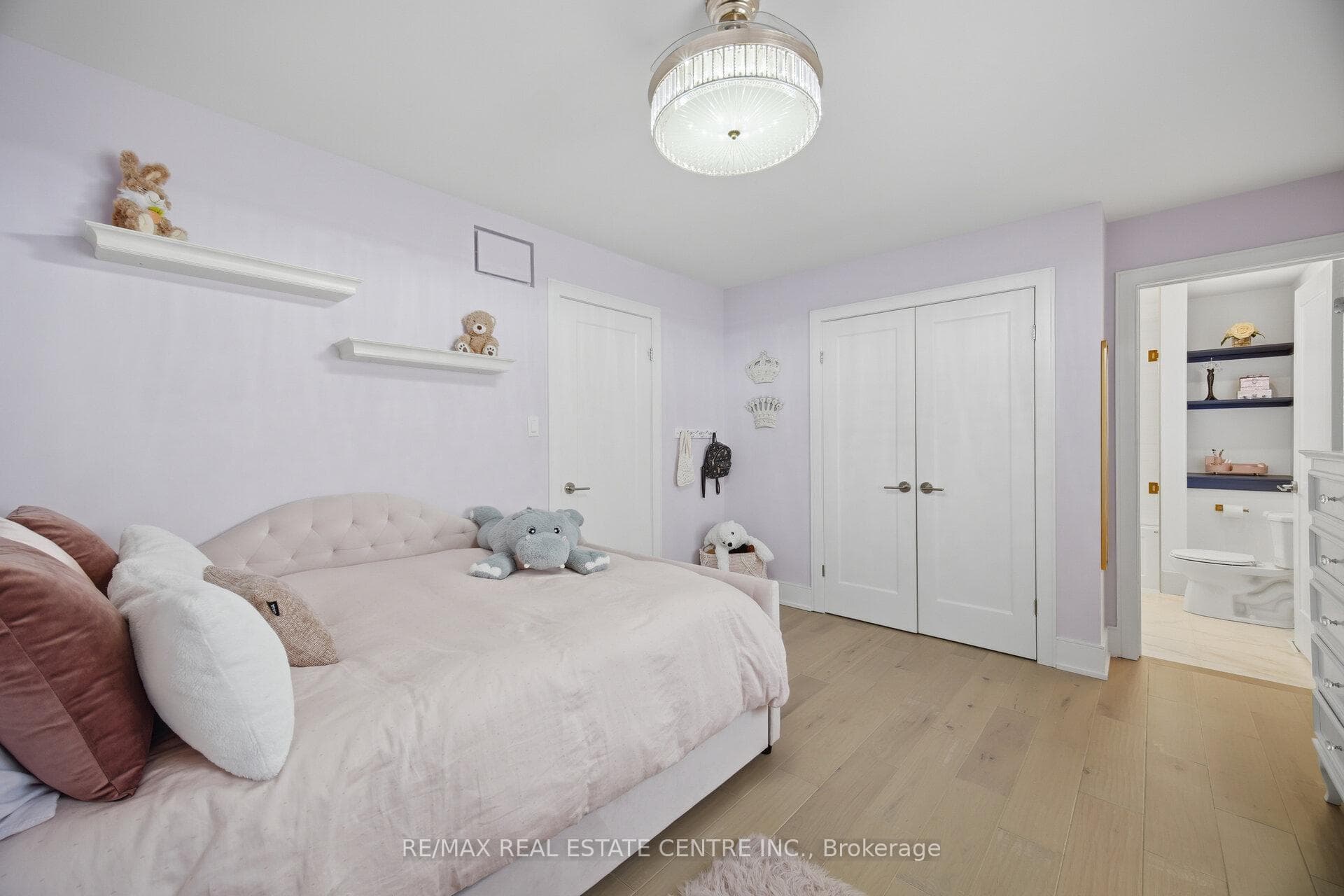 5388 Kindos Street - Detached photo 33 of 50 in Burlington, Ontario