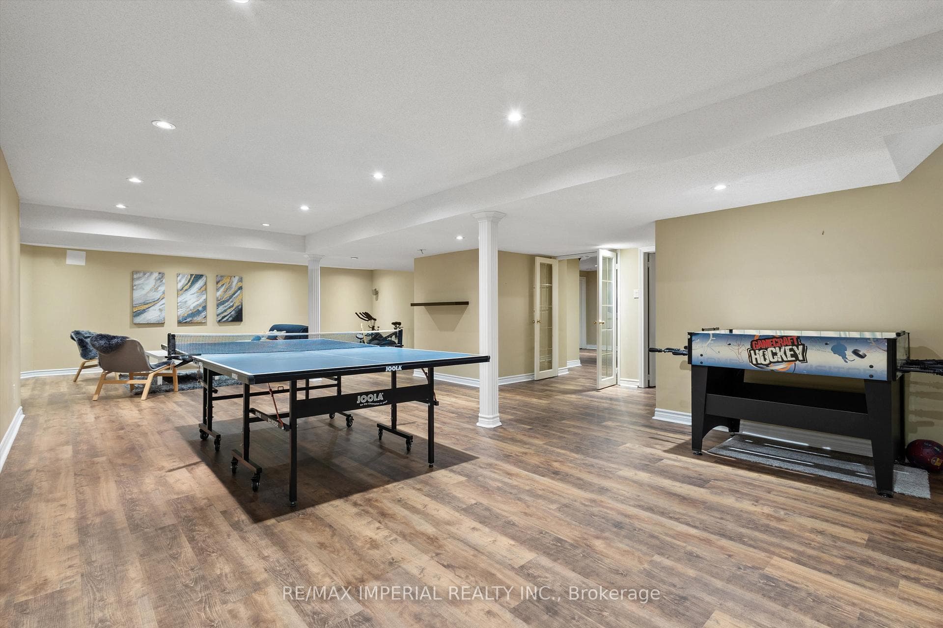 2044 Schoolmaster Circle - Detached photo 39 of 45 in Oakville, Ontario