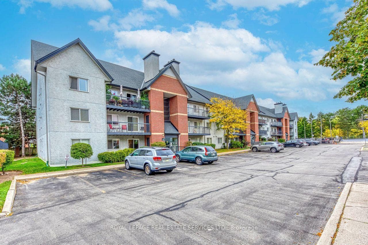1450 Glen Abbey Gate Unit 911 - Condo photo 2 of 29 in Oakville, Ontario