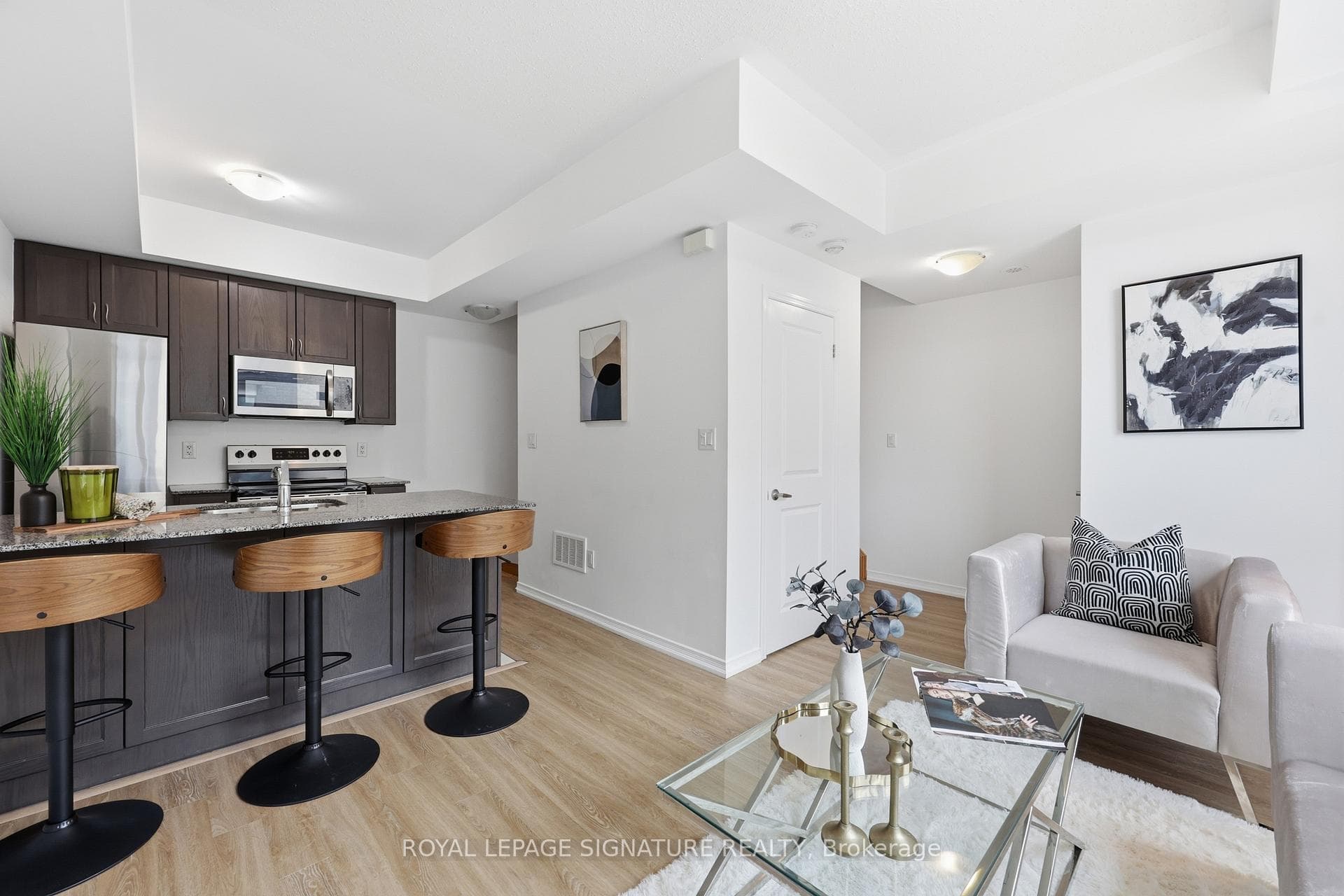 28 Fieldway Road Unit 55 - home for sale in Etobicoke (Islington / Rexdale), Ontario