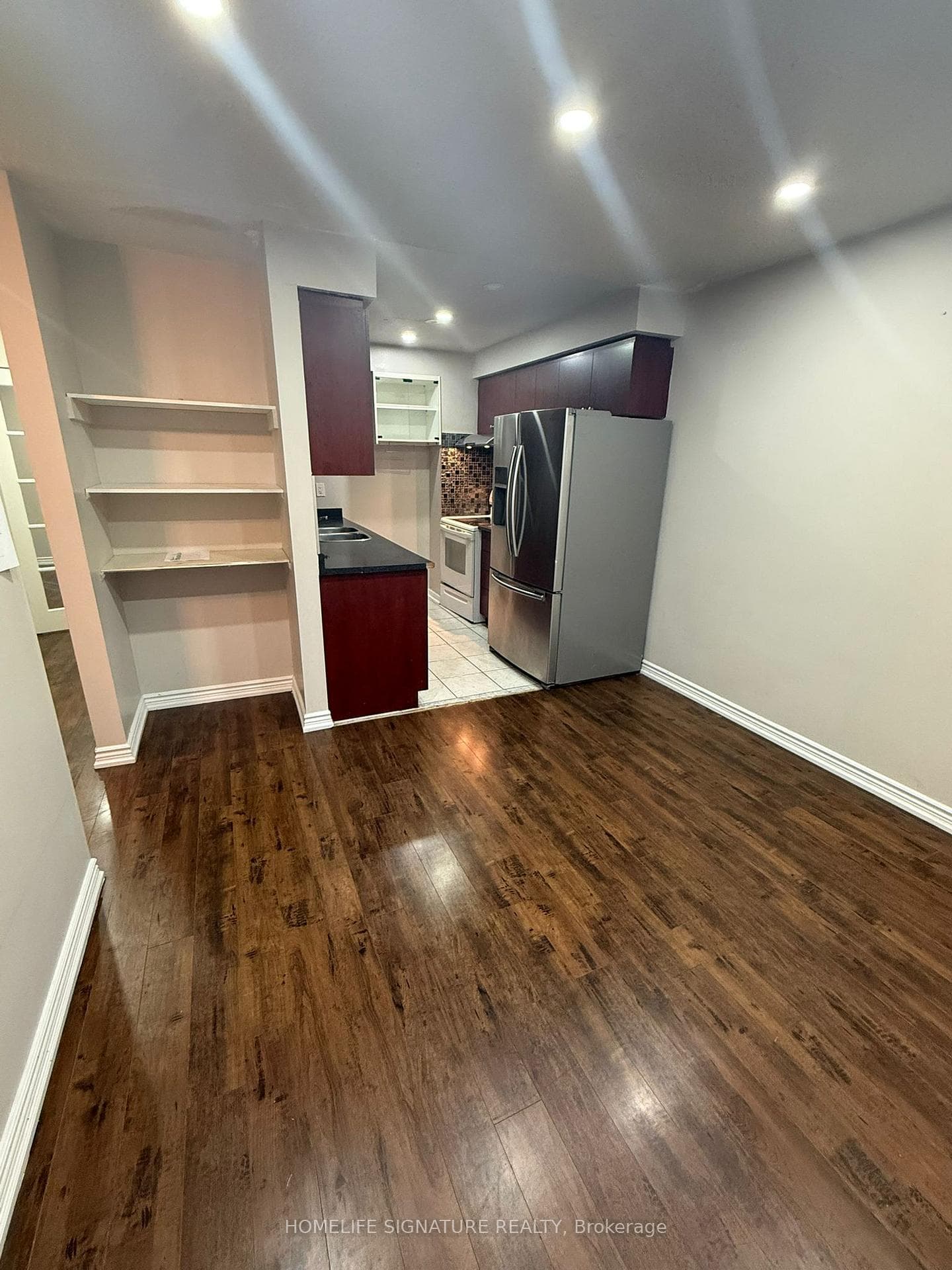 4 Carleton Place - Condo photo 3 of 21 in Brampton, Ontario