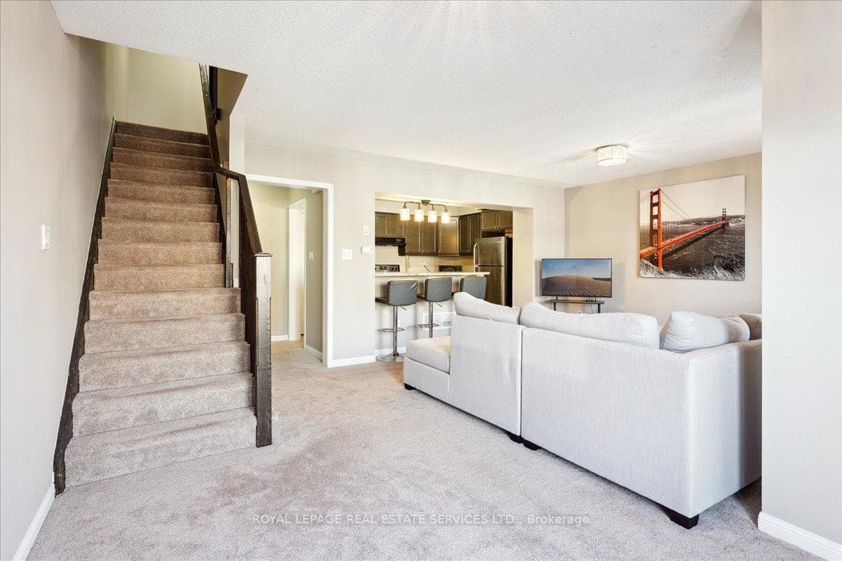 222 Septimus Heights - Townhouse photo 19 of 30 in Milton, Ontario
