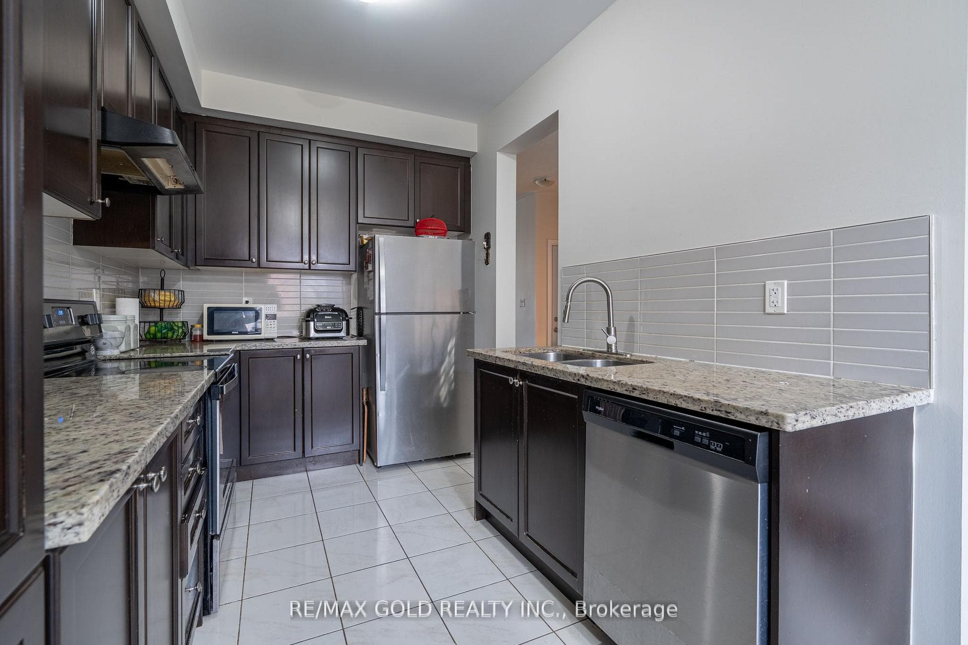 65 Villadowns Trail - Townhouse photo 12 of 30 in Brampton, Ontario
