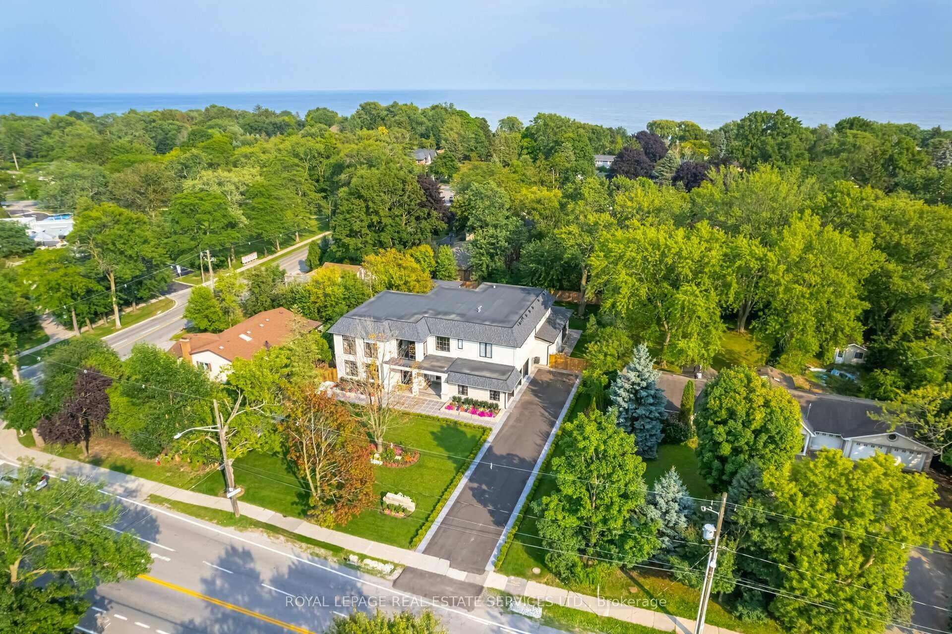 2014 Lakeshore Road - home for sale in Oakville, Ontario