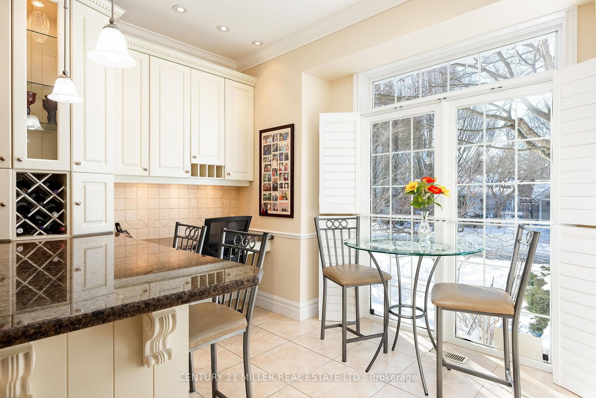 23 Chisholm Street - Townhouse photo 10 of 33 in Oakville, Ontario