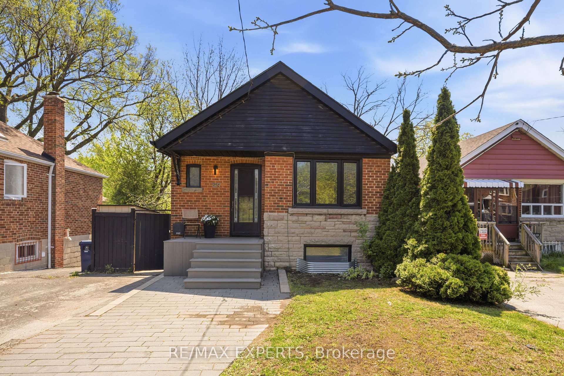 221 Clonmore Drive - home for sale in Birch Cliff / Cliffside, Ontario