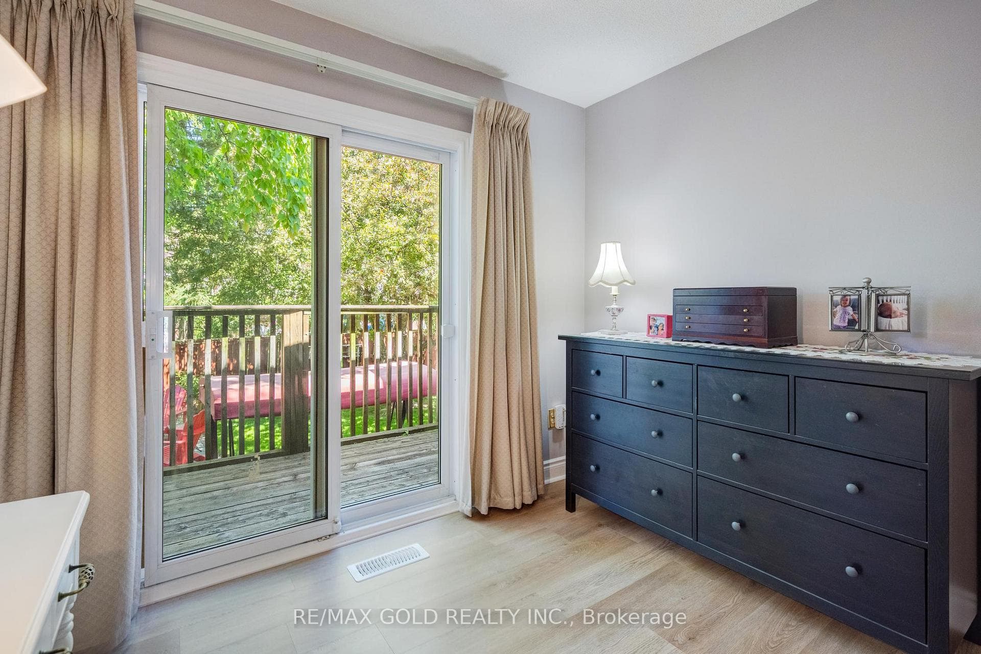 2927 Arles Mews - Detached photo 21 of 50 in Mississauga, Ontario