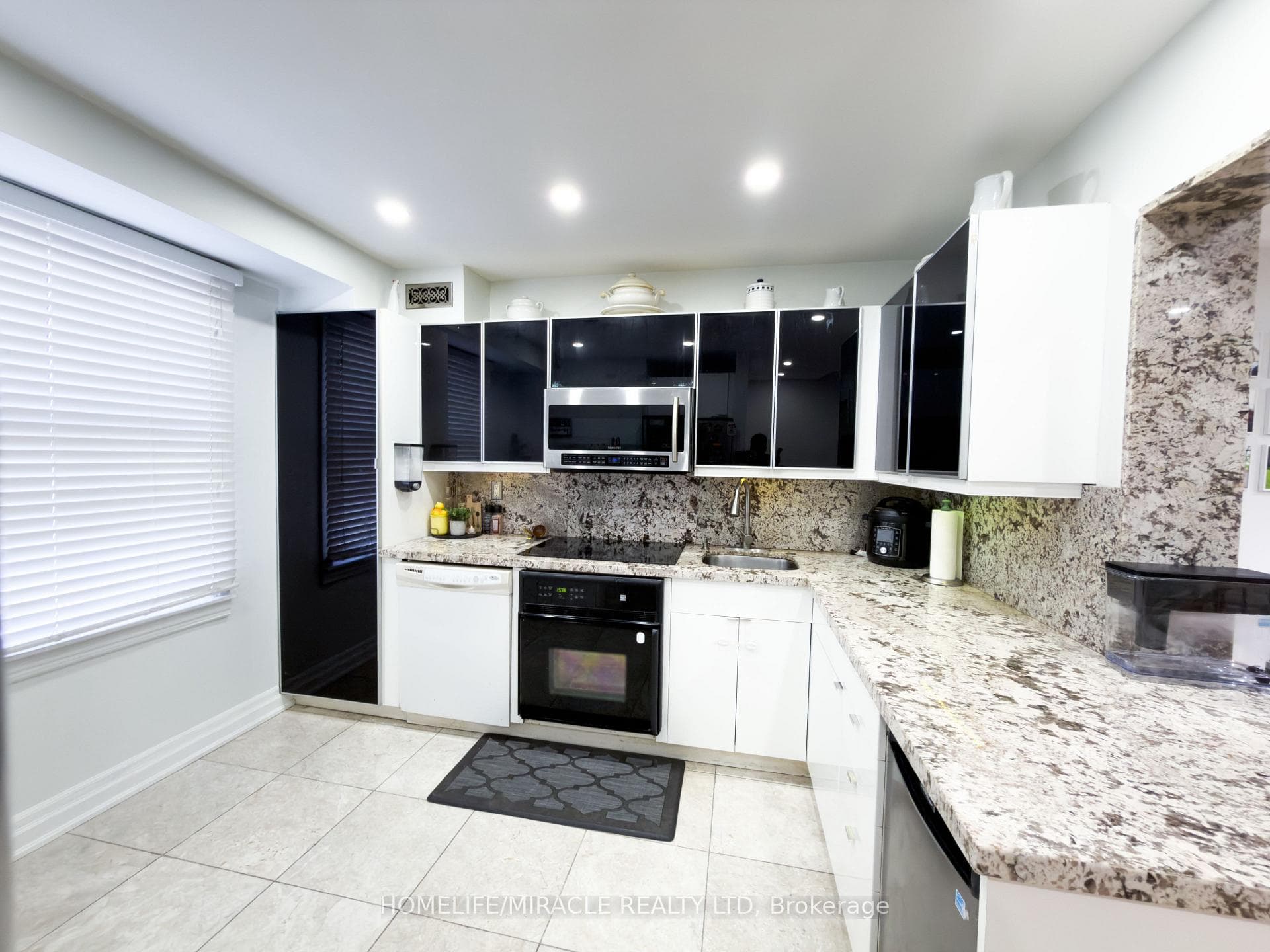 2440 Bromsgrove Road Unit 64 - Condo photo 20 of 40 in Mississauga, Ontario