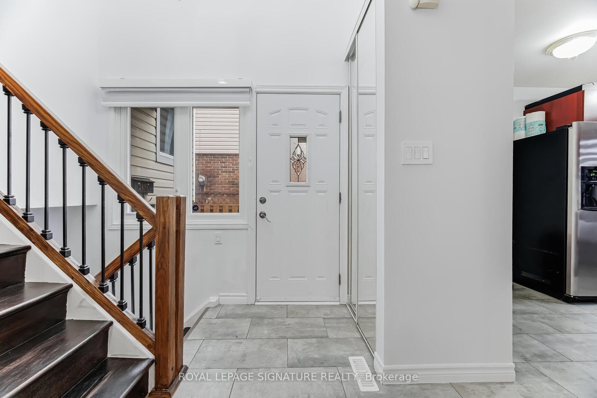 2498 Mainroyal Street - Semi-Detached photo 4 of 50 in Mississauga, Ontario