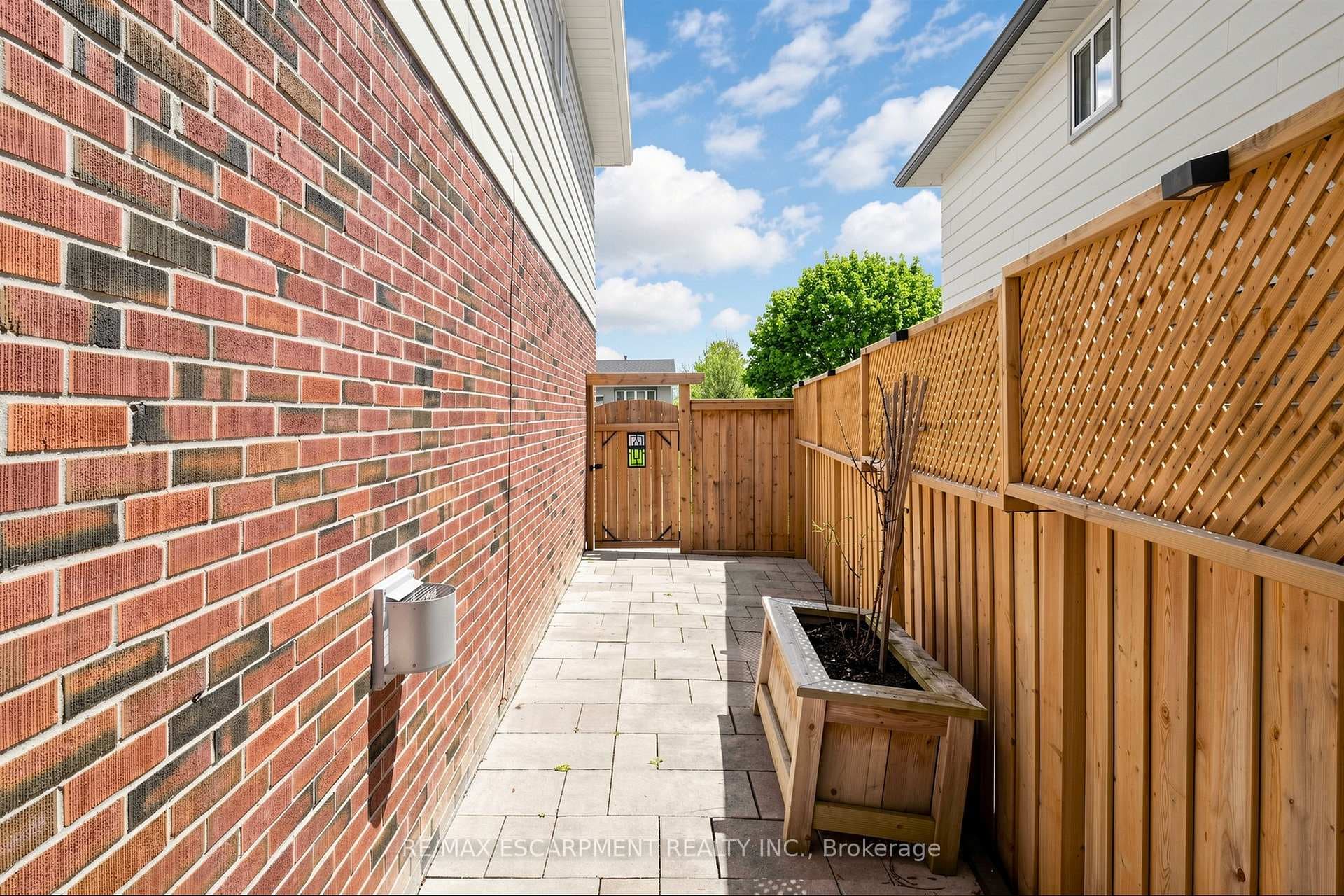 1365 Ester Drive - Detached photo 31 of 48 in Burlington, Ontario