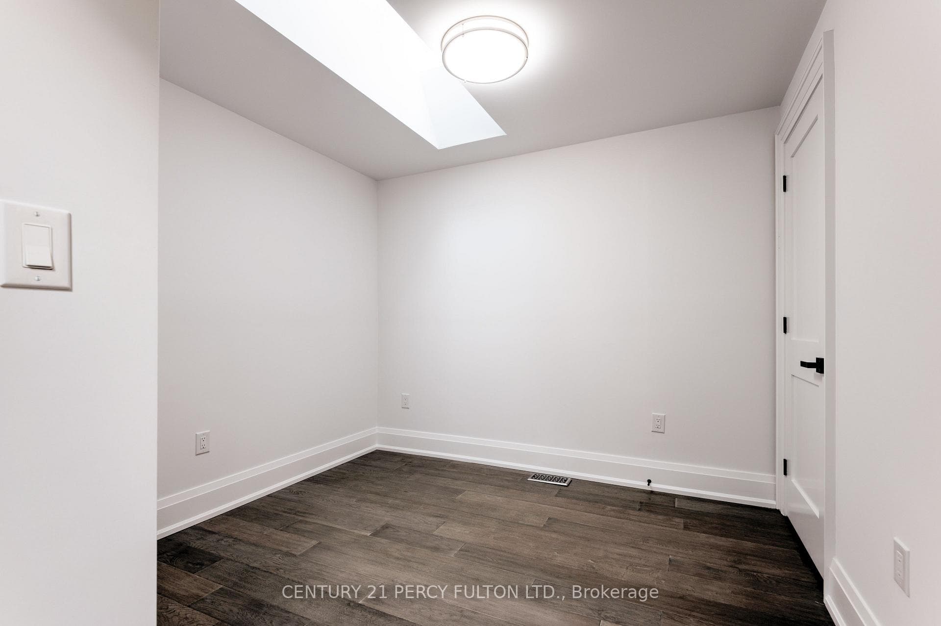 195 Danforth Road - New Construction photo 21 of 27 in Birch Cliff / Cliffside, Ontario