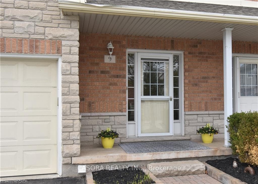 2229 WALKERS Line Unit 9 - Condo photo 2 of 46 in Burlington, Ontario