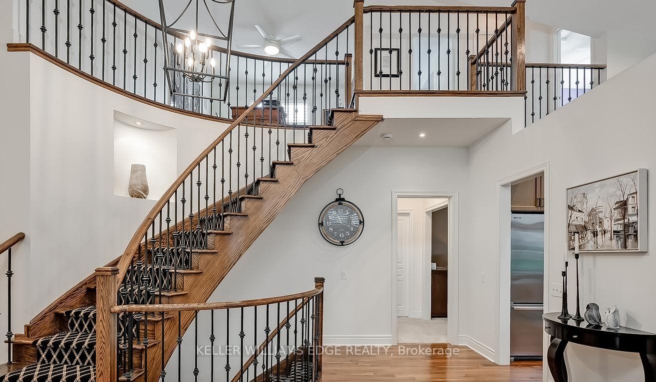 4285 Couples Crescent - Detached photo 23 of 46 in Burlington, Ontario