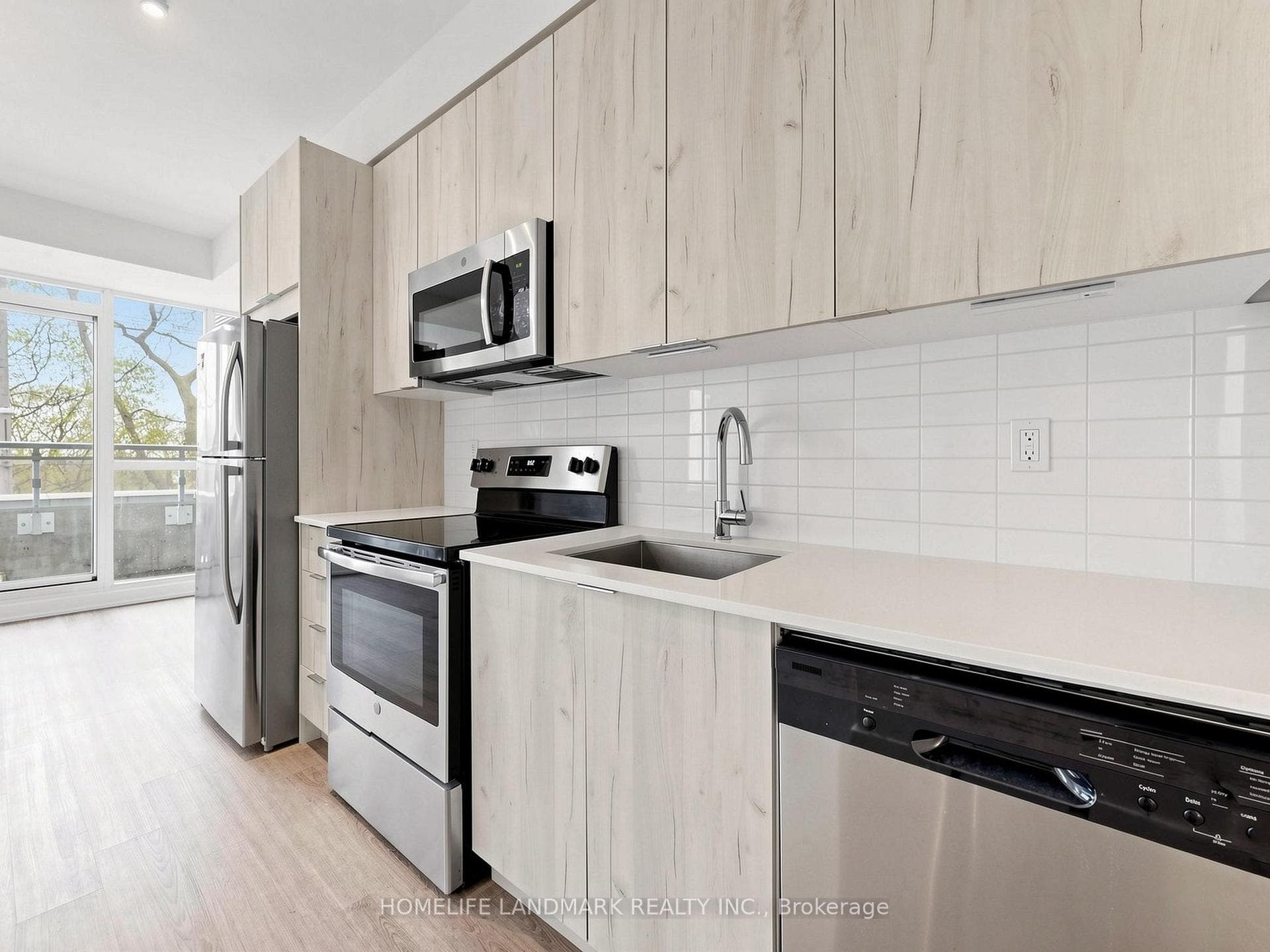 1350 Kingston Road Unit 209 - Condo photo 11 of 26 in Birch Cliff / Cliffside, Ontario