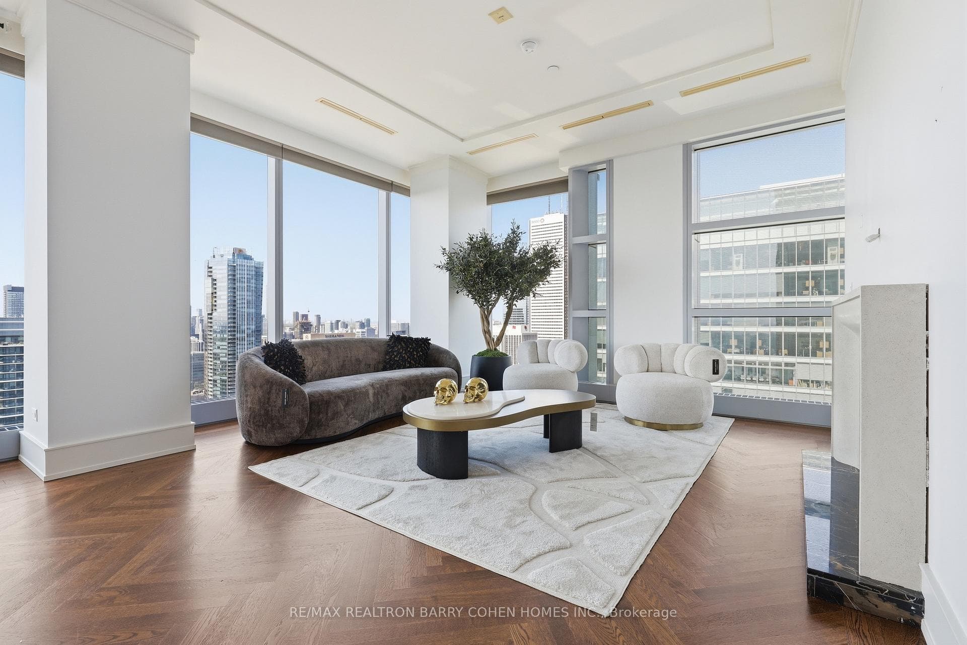 183 Wellington Street Unit 4502 - Condo photo 8 of 34 in Downtown Toronto / Waterfront, Ontario